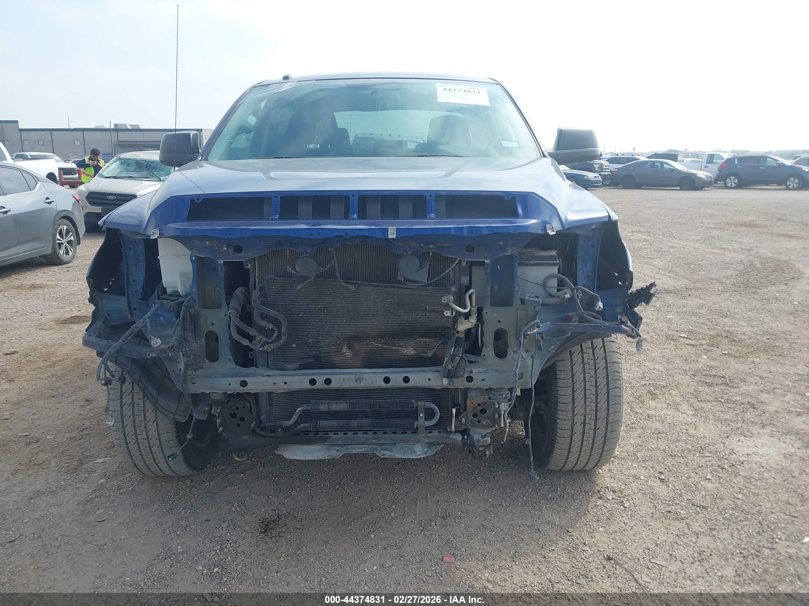 TOYOTA TUNDRA image 6