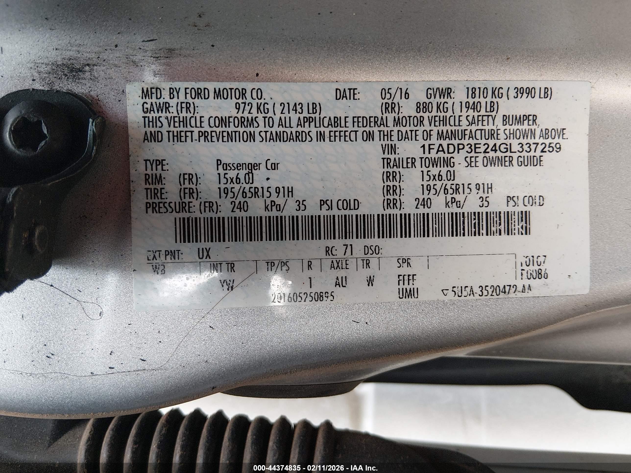FORD FOCUS image 9