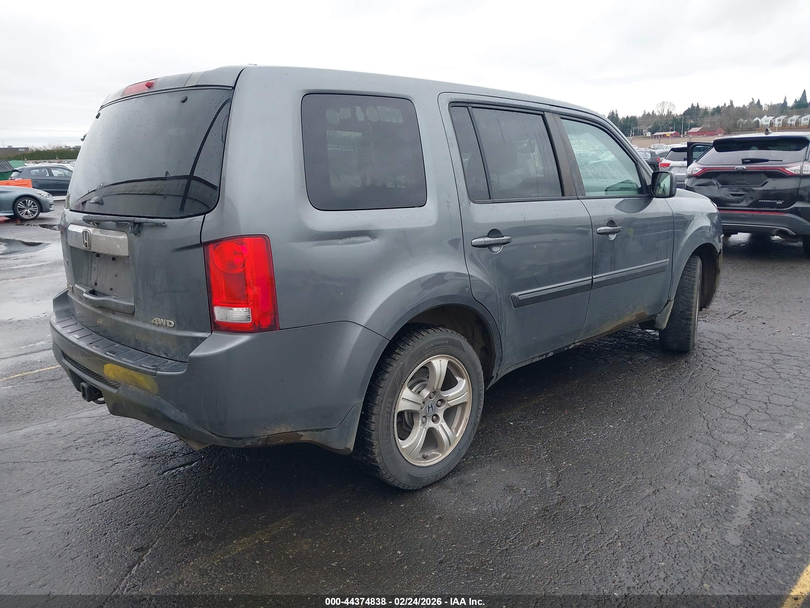 HONDA PILOT image 4