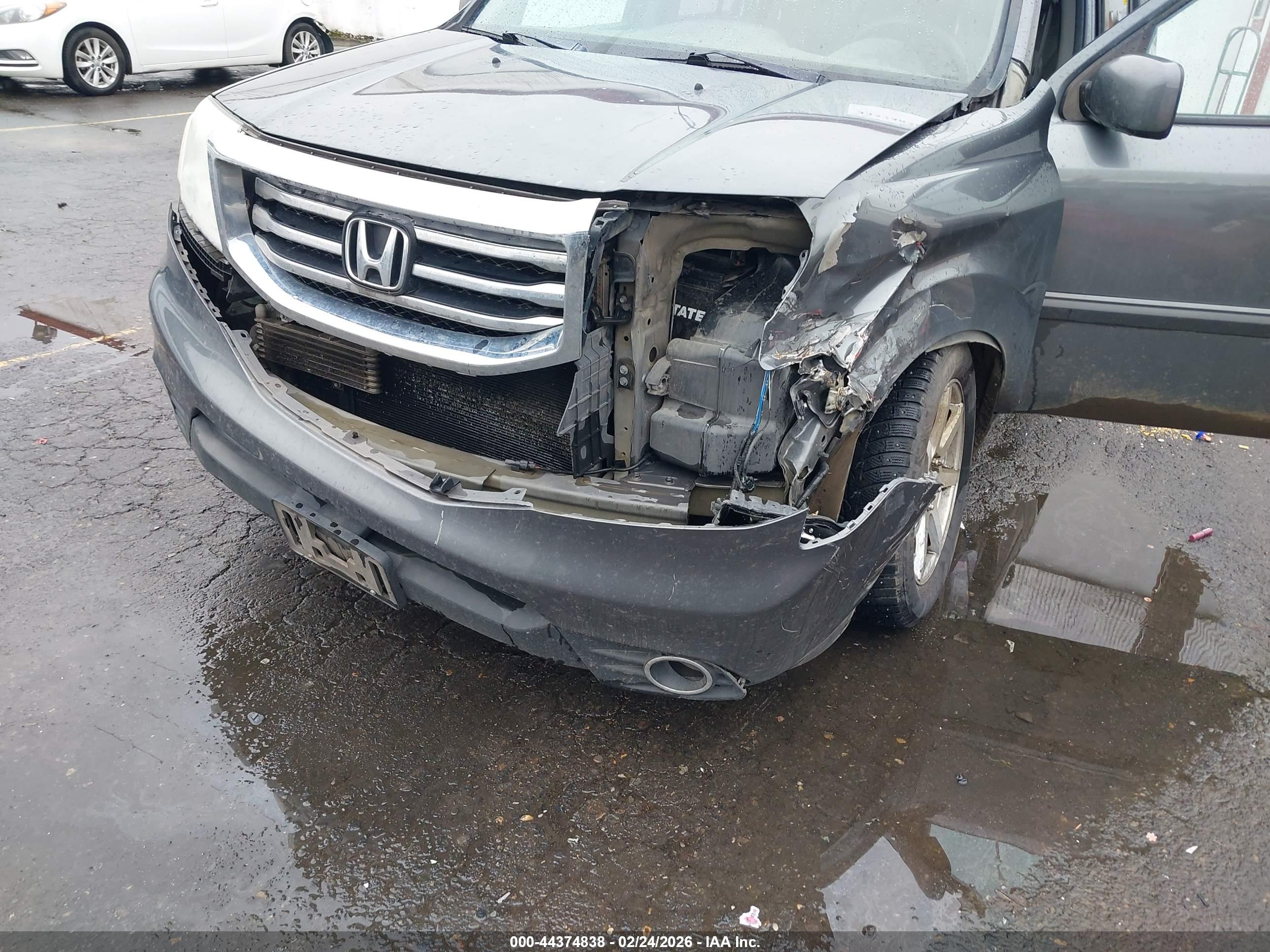 HONDA PILOT image 6