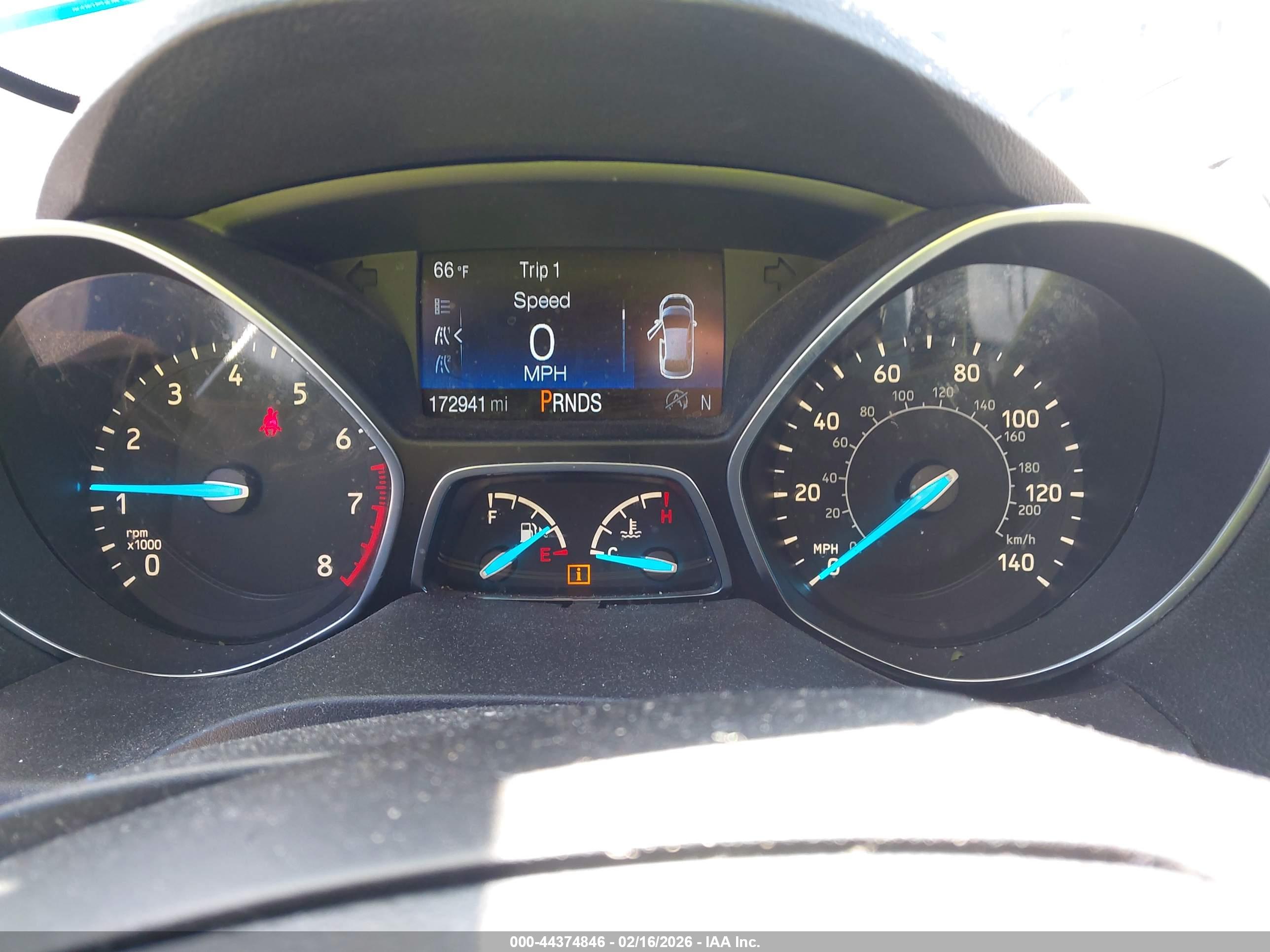 FORD ESCAPE image 7