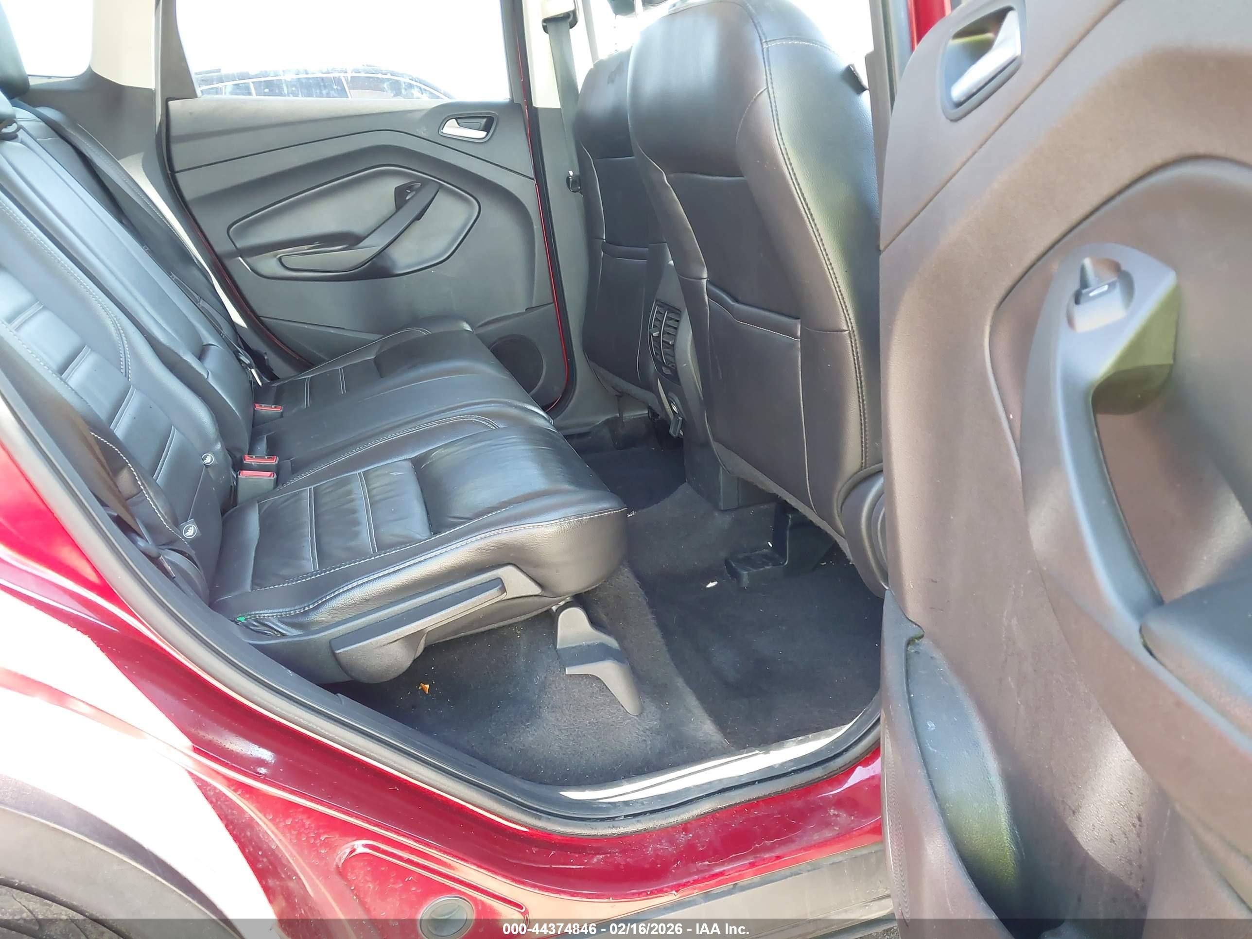 FORD ESCAPE image 8