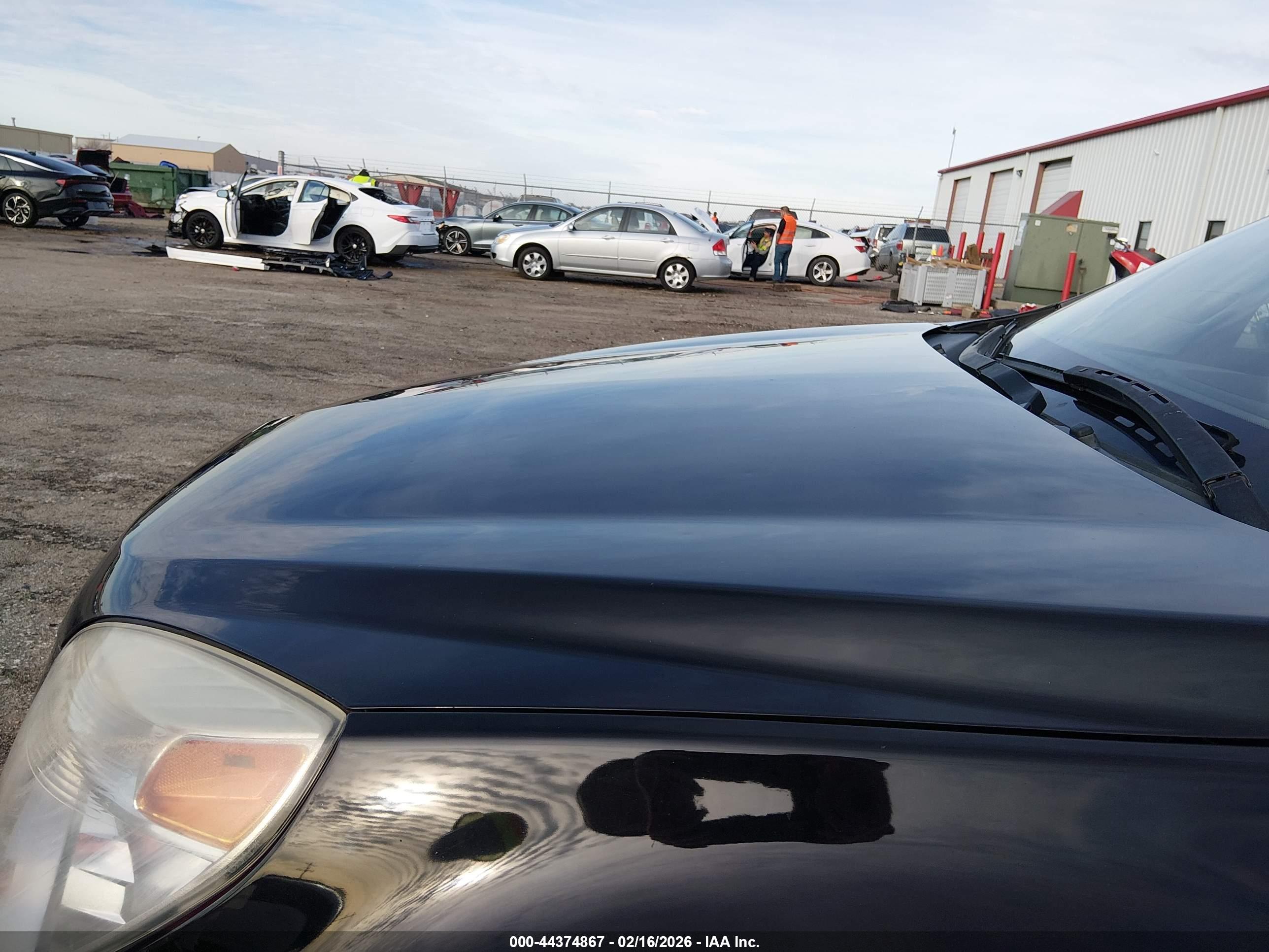 CHEVROLET EQUINOX image 6