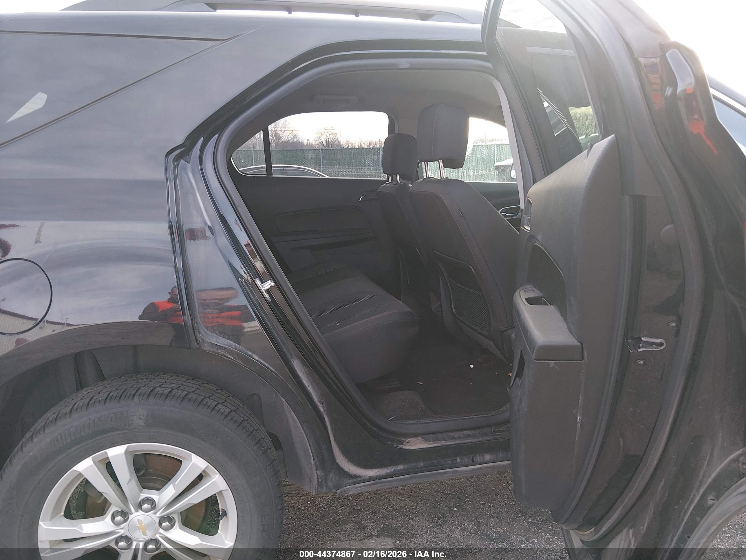 CHEVROLET EQUINOX image 8
