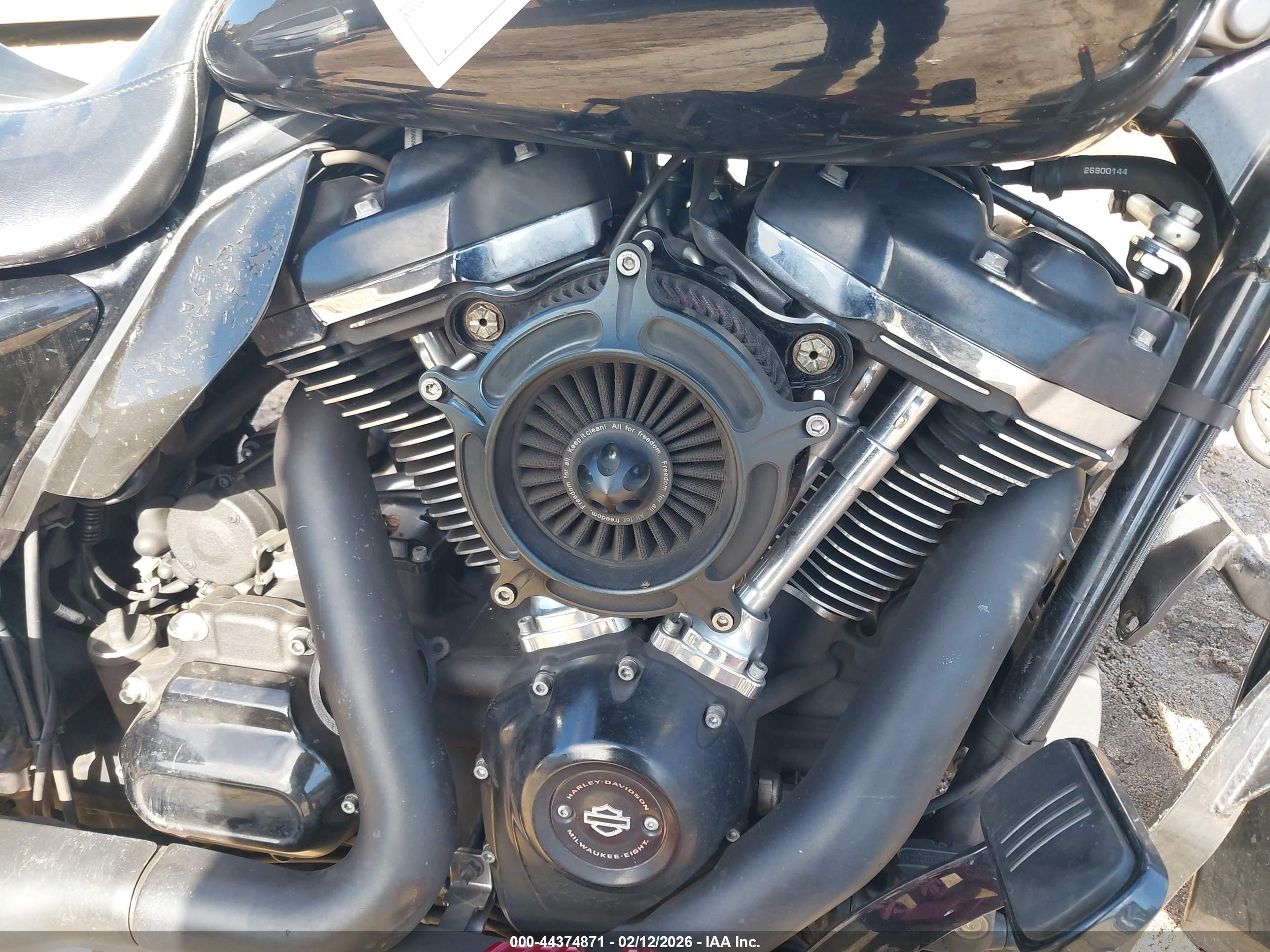 HARLEY-DAVIDSON FLHXS image 8