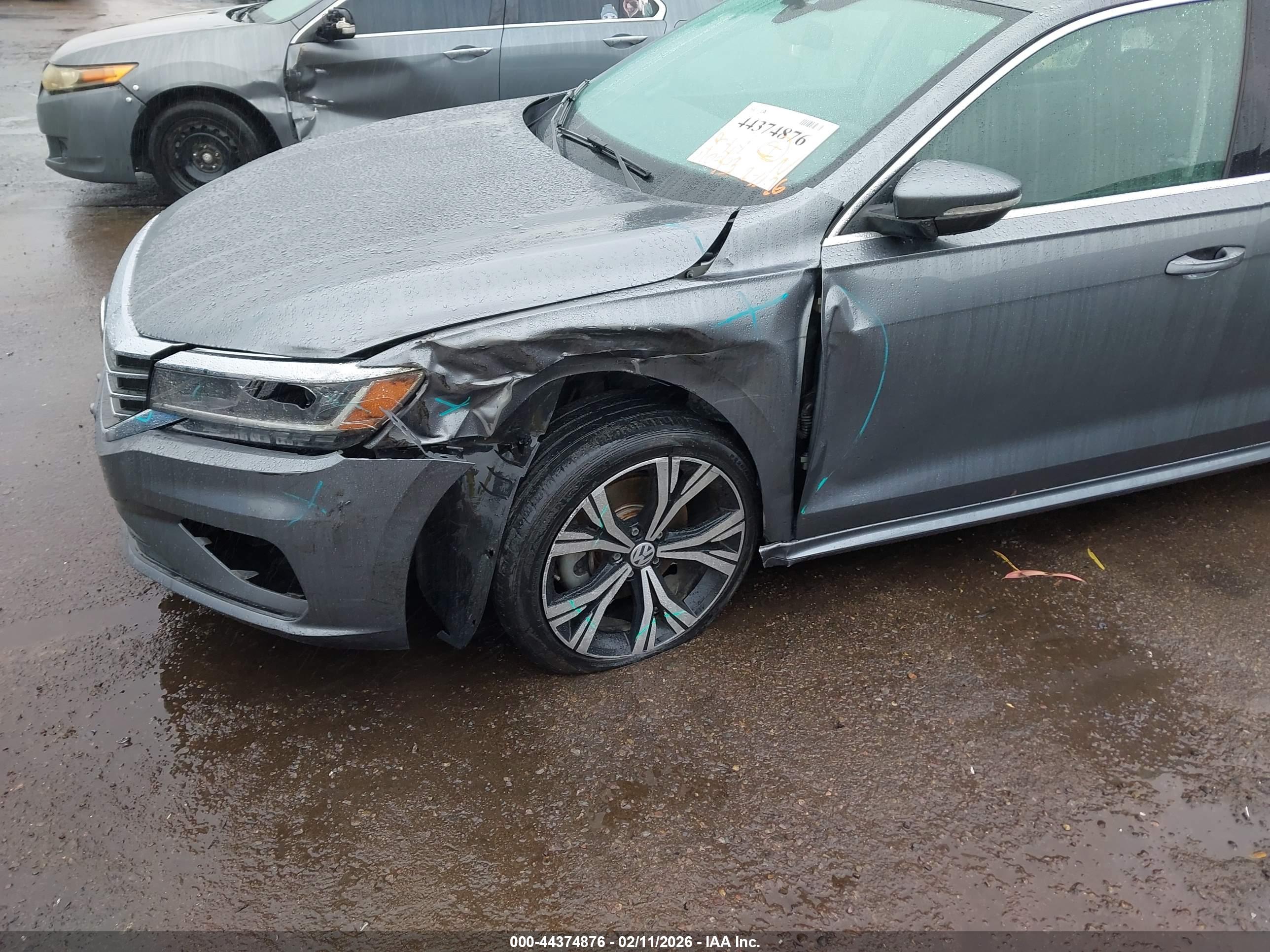 VOLKSWAGEN PASSAT image 6