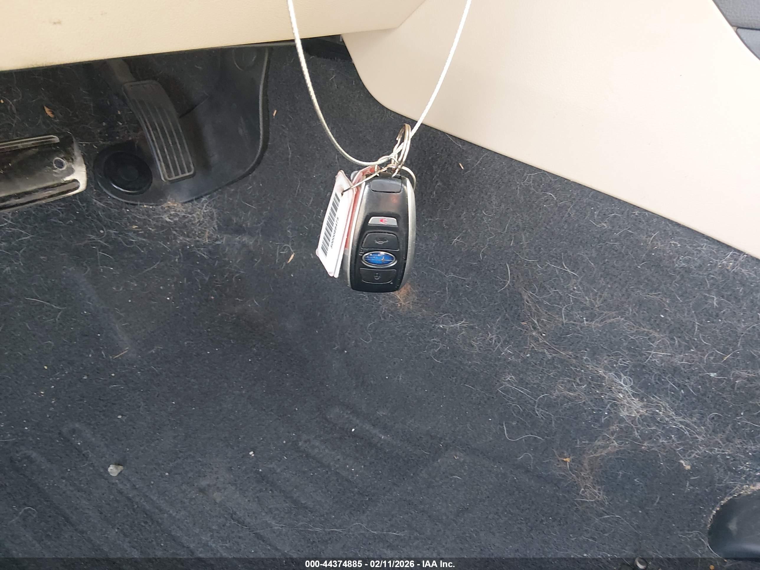 SUBARU OUTBACK image 11
