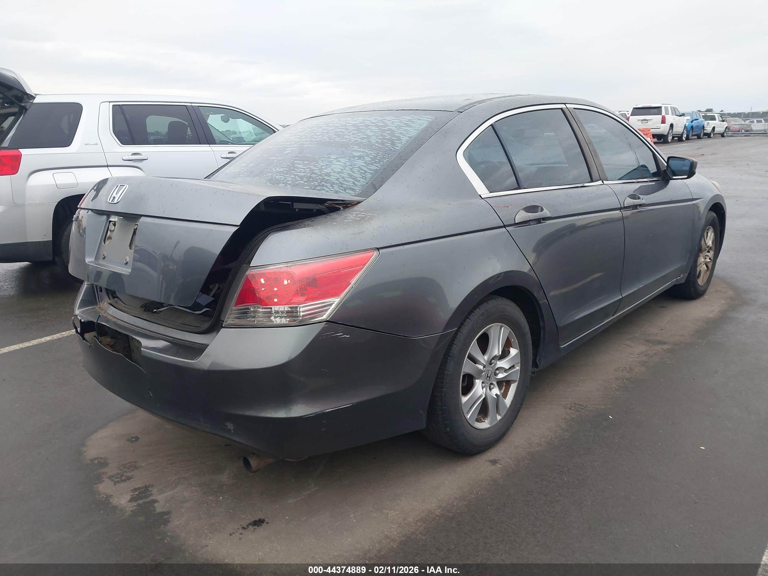 HONDA ACCORD image 4