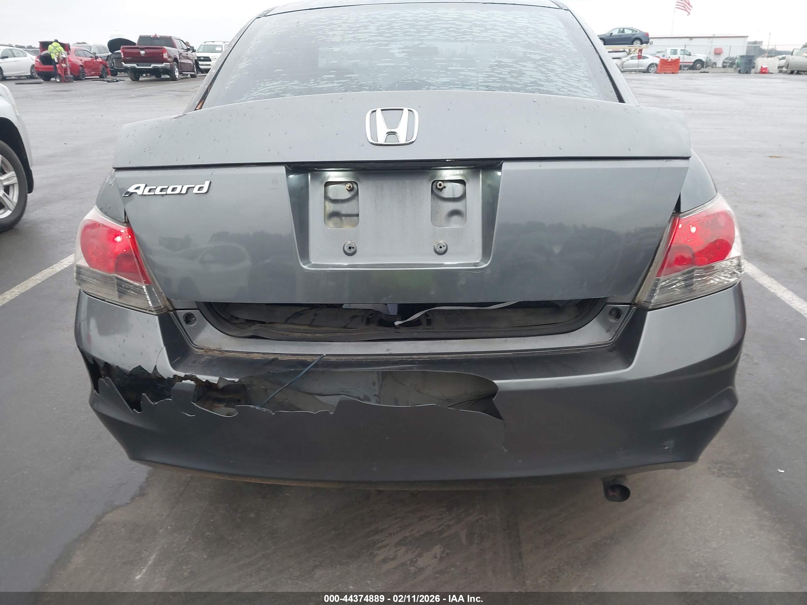 HONDA ACCORD image 6