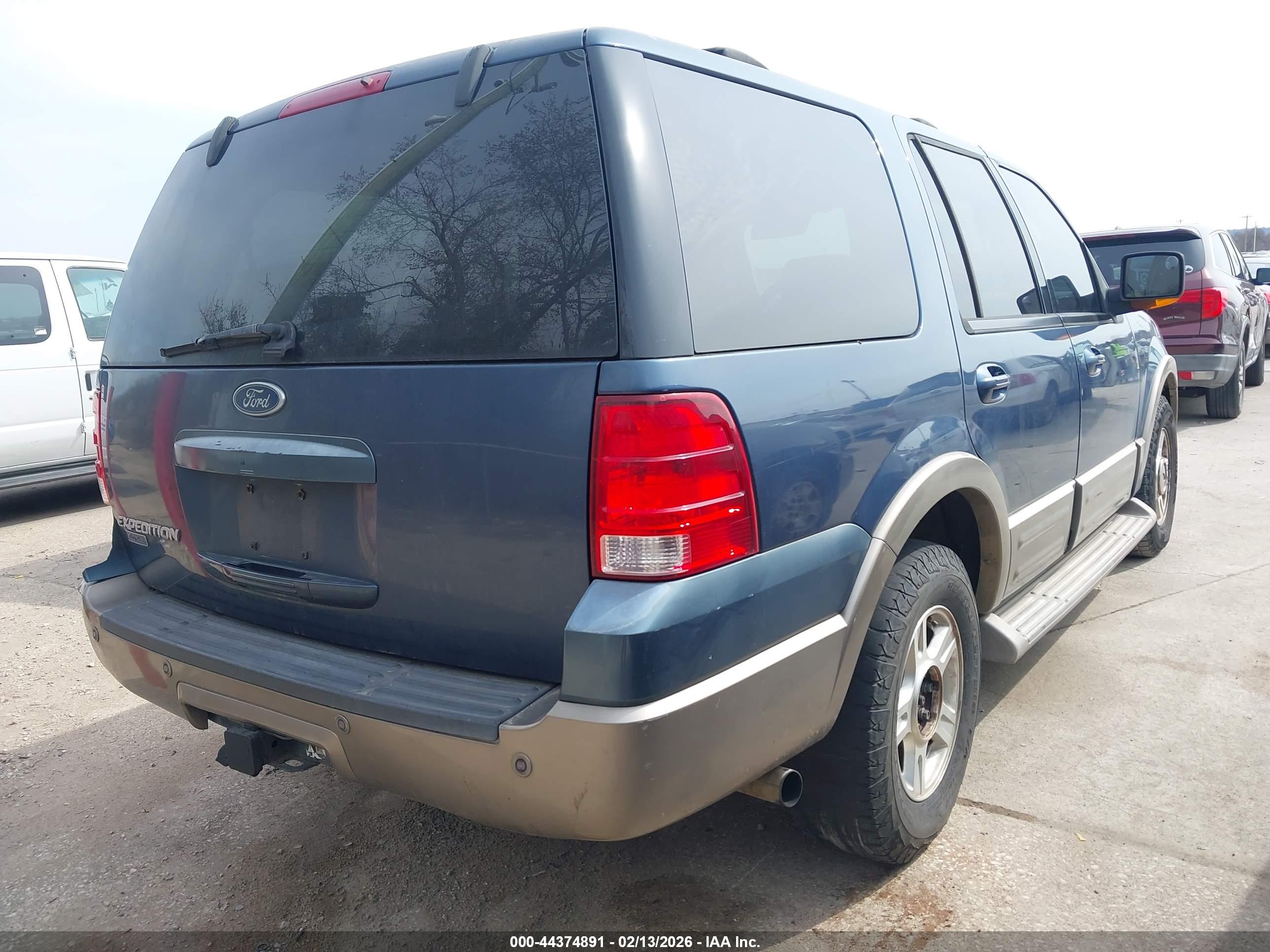 FORD EXPEDITION image 4