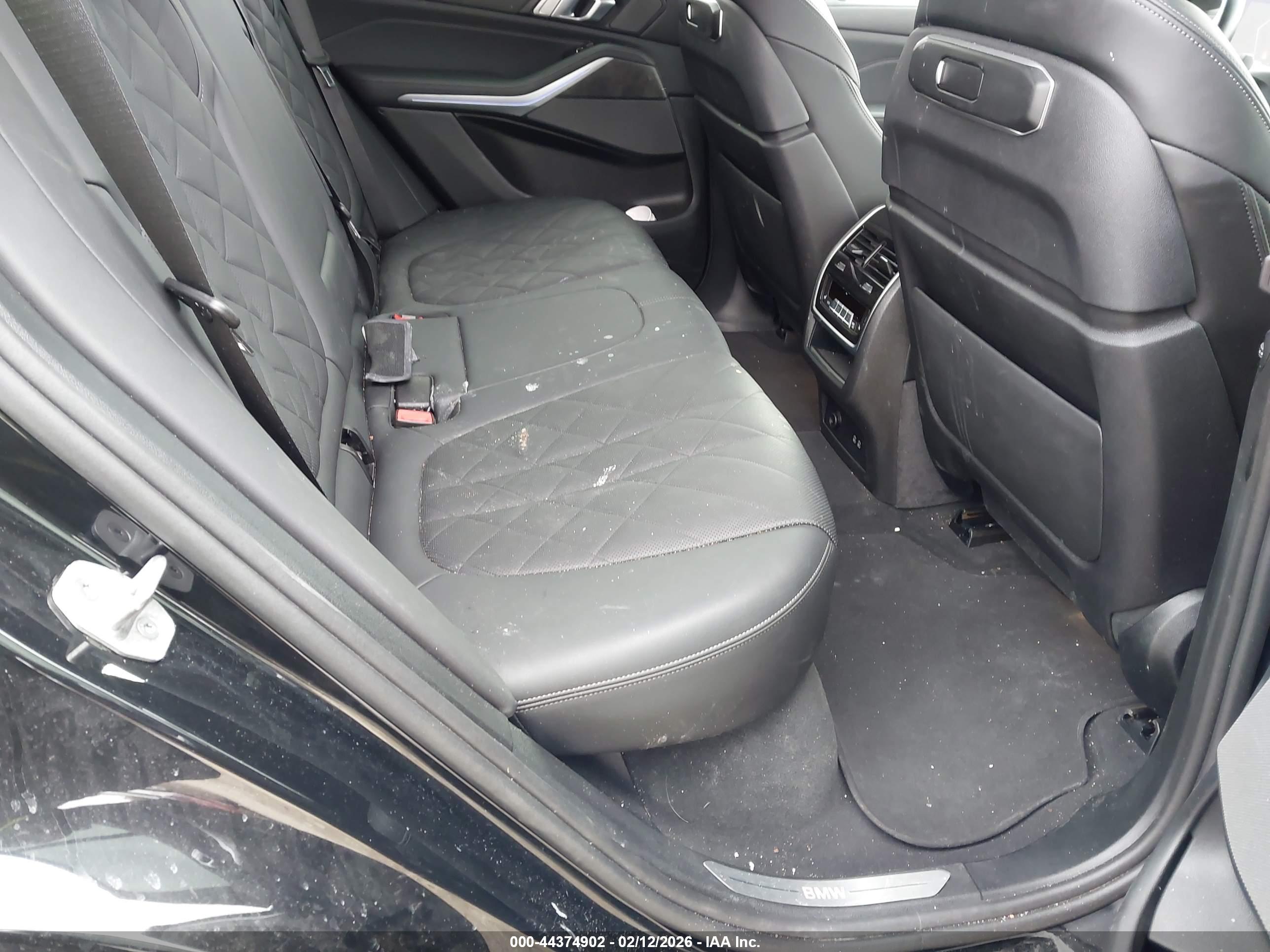 BMW X5 image 8