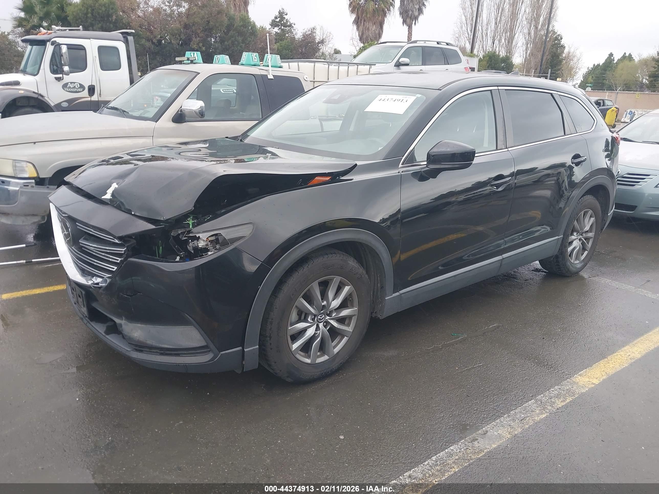 MAZDA CX-9 image 2