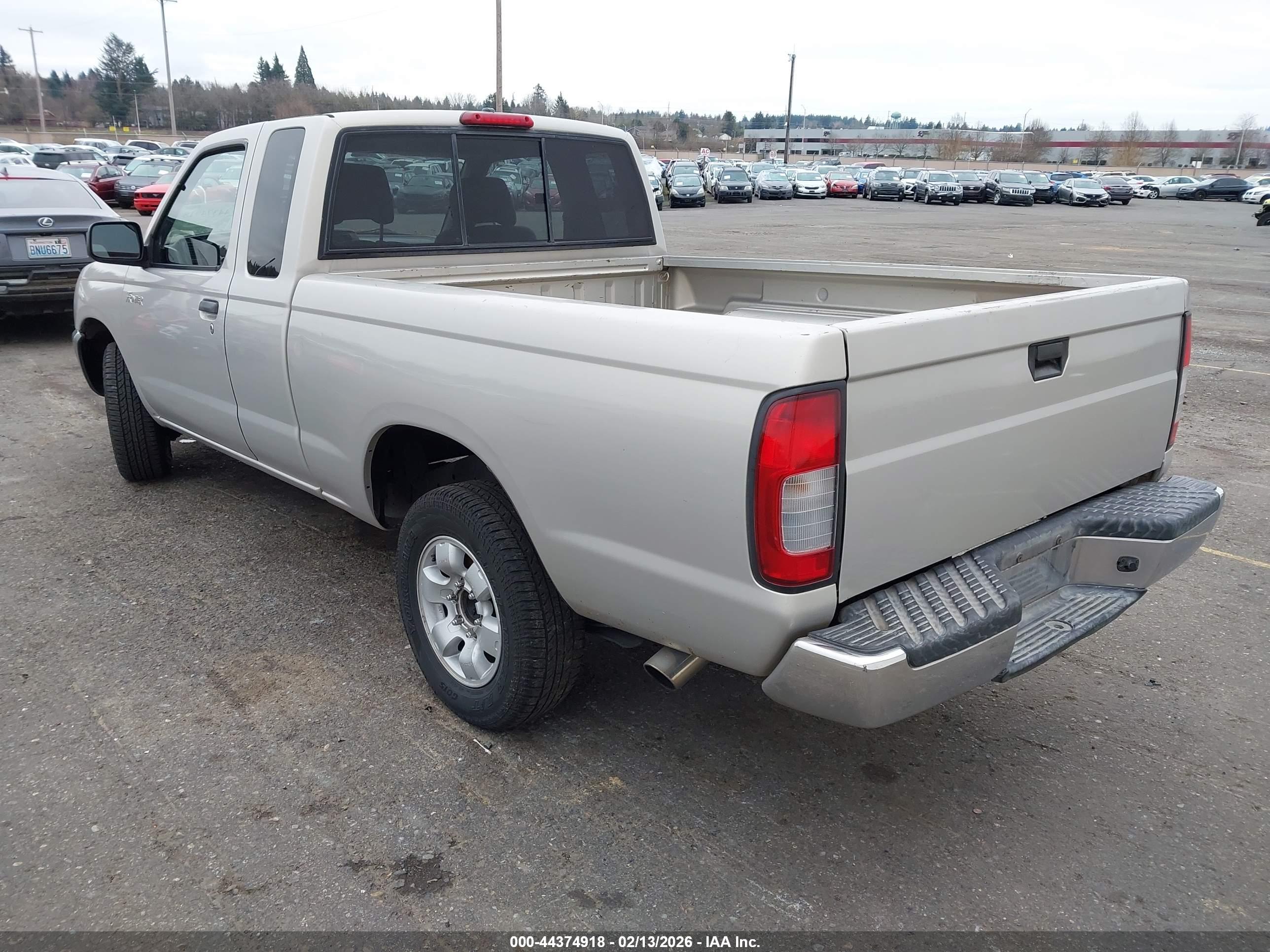 NISSAN FRONTIER image 3