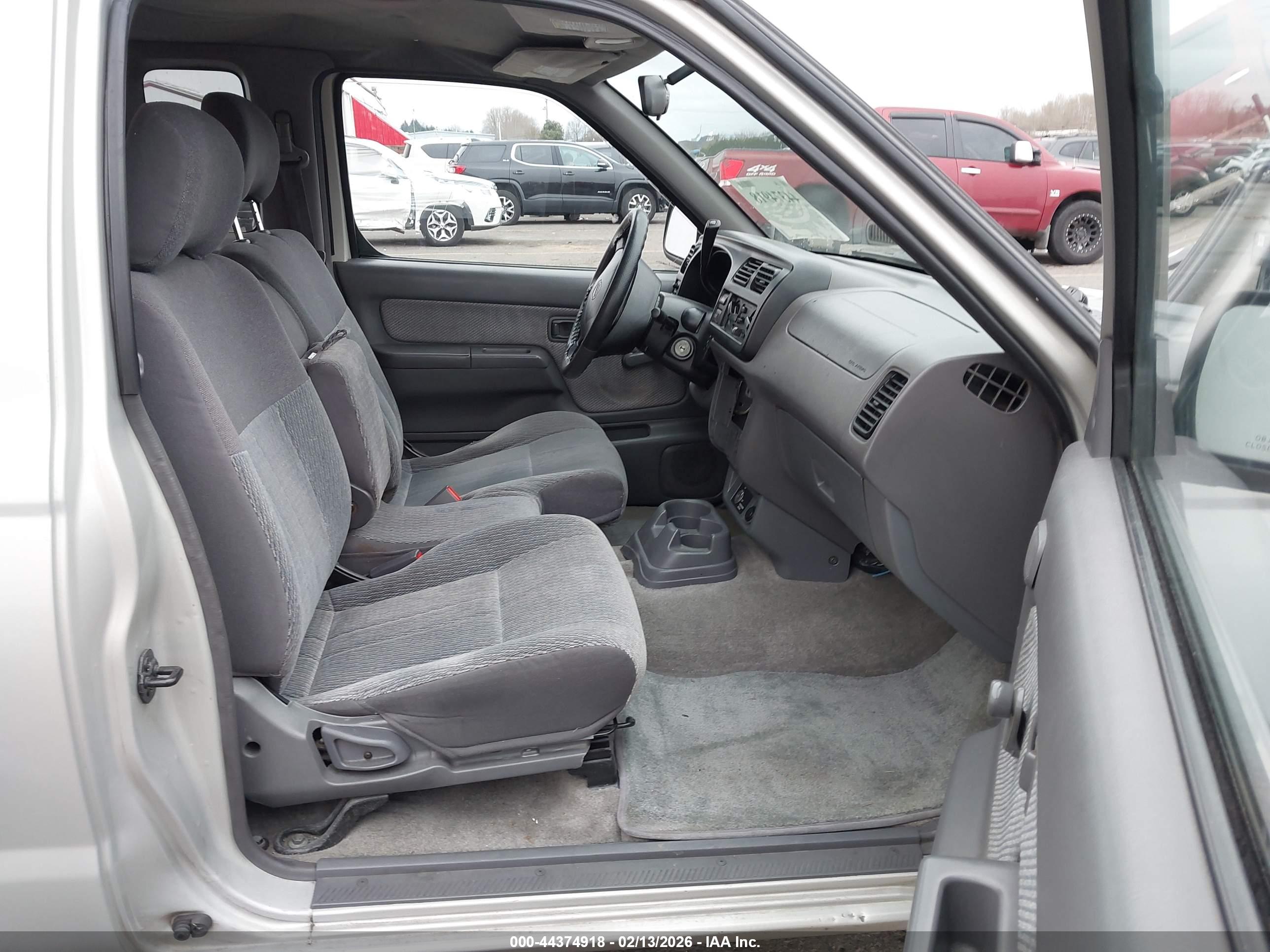 NISSAN FRONTIER image 5