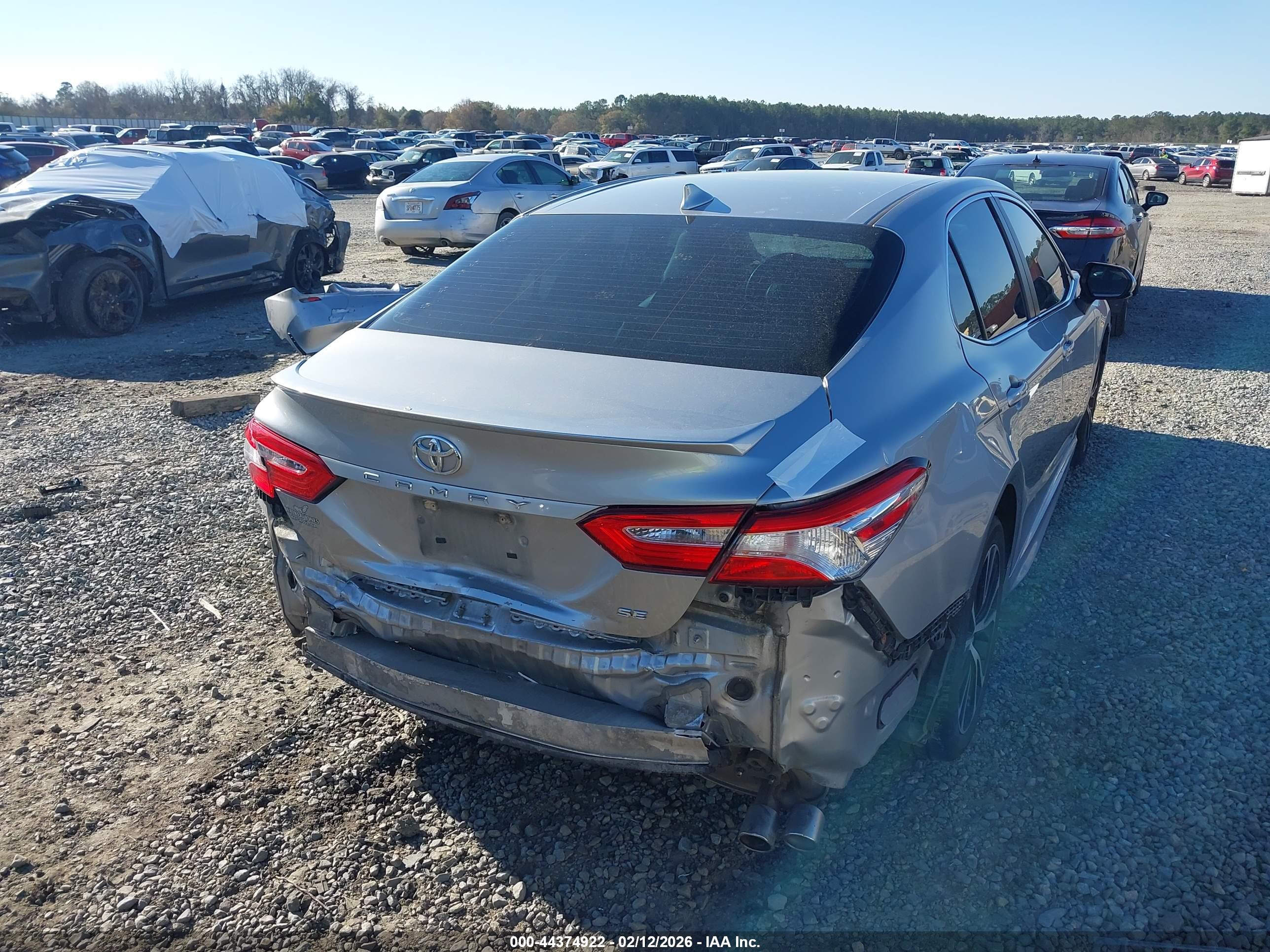 TOYOTA CAMRY image 6