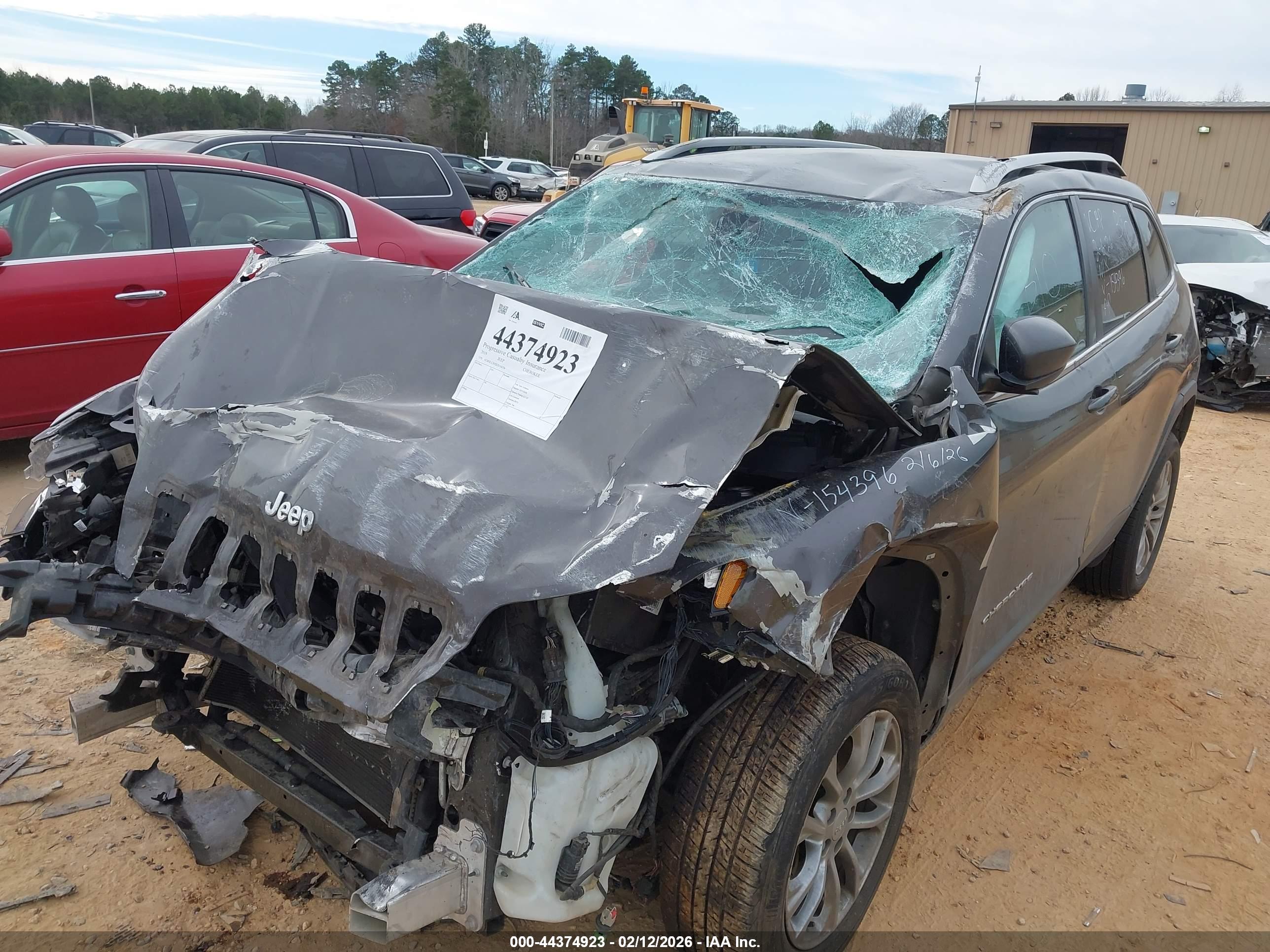 JEEP CHEROKEE image 6