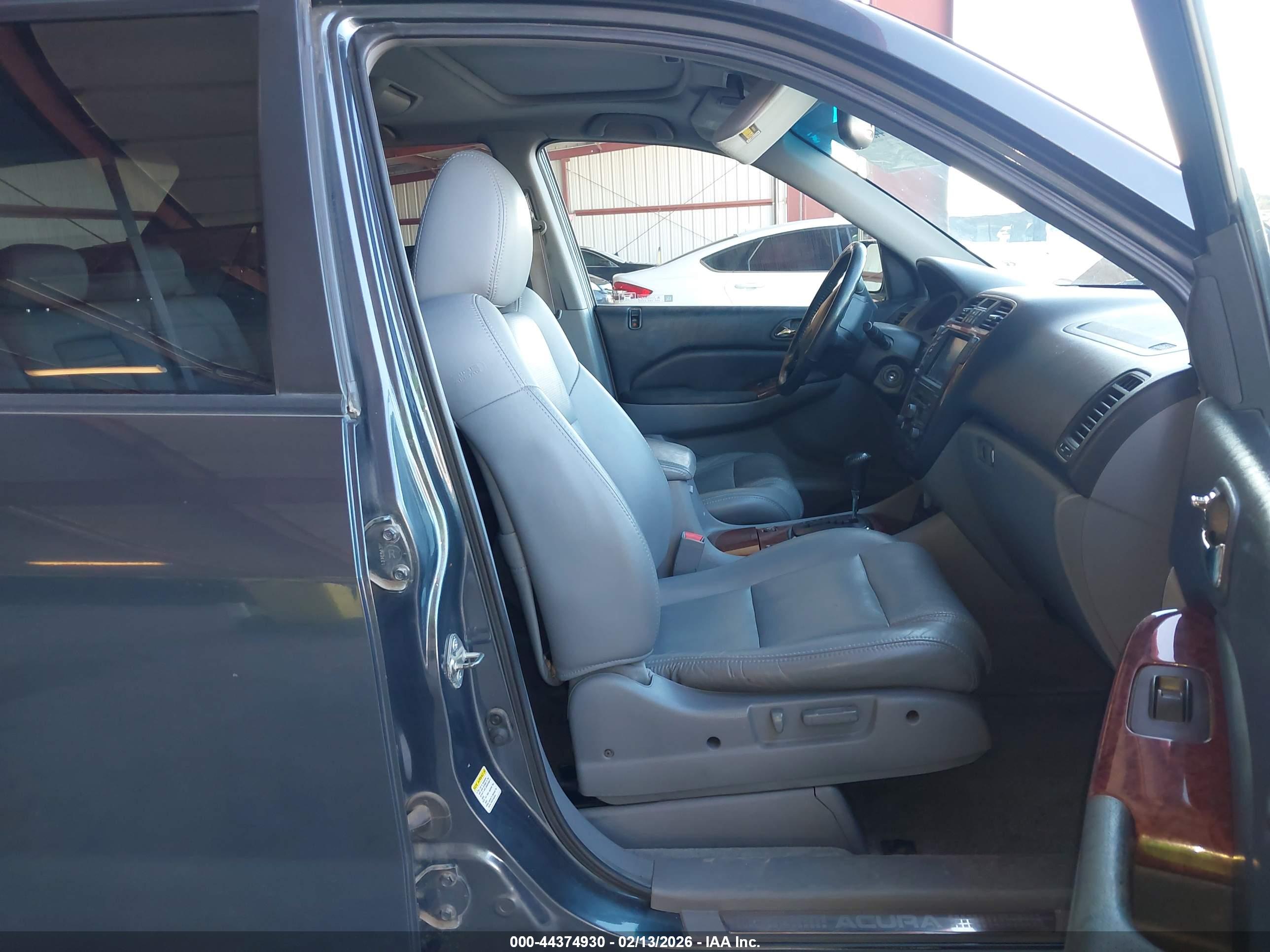 ACURA MDX image 5