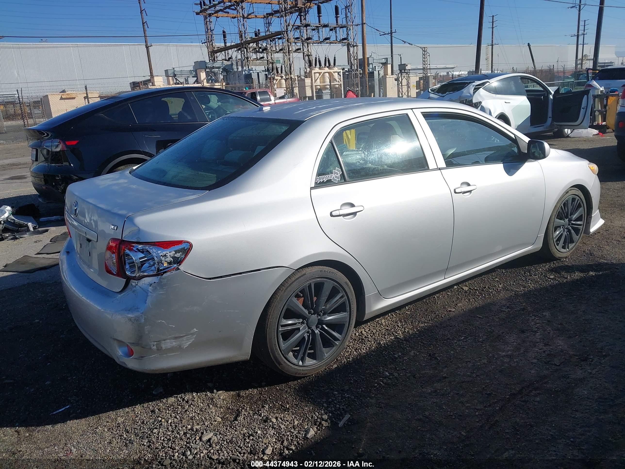 TOYOTA COROLLA image 4
