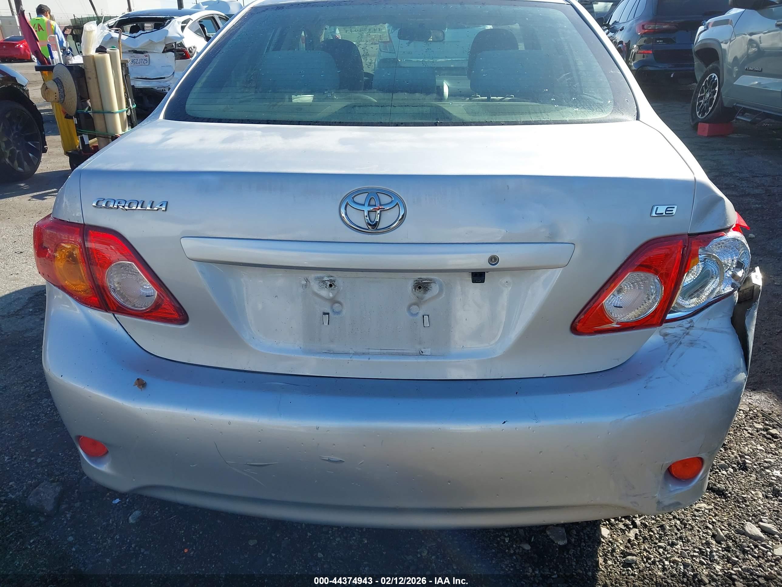 TOYOTA COROLLA image 6