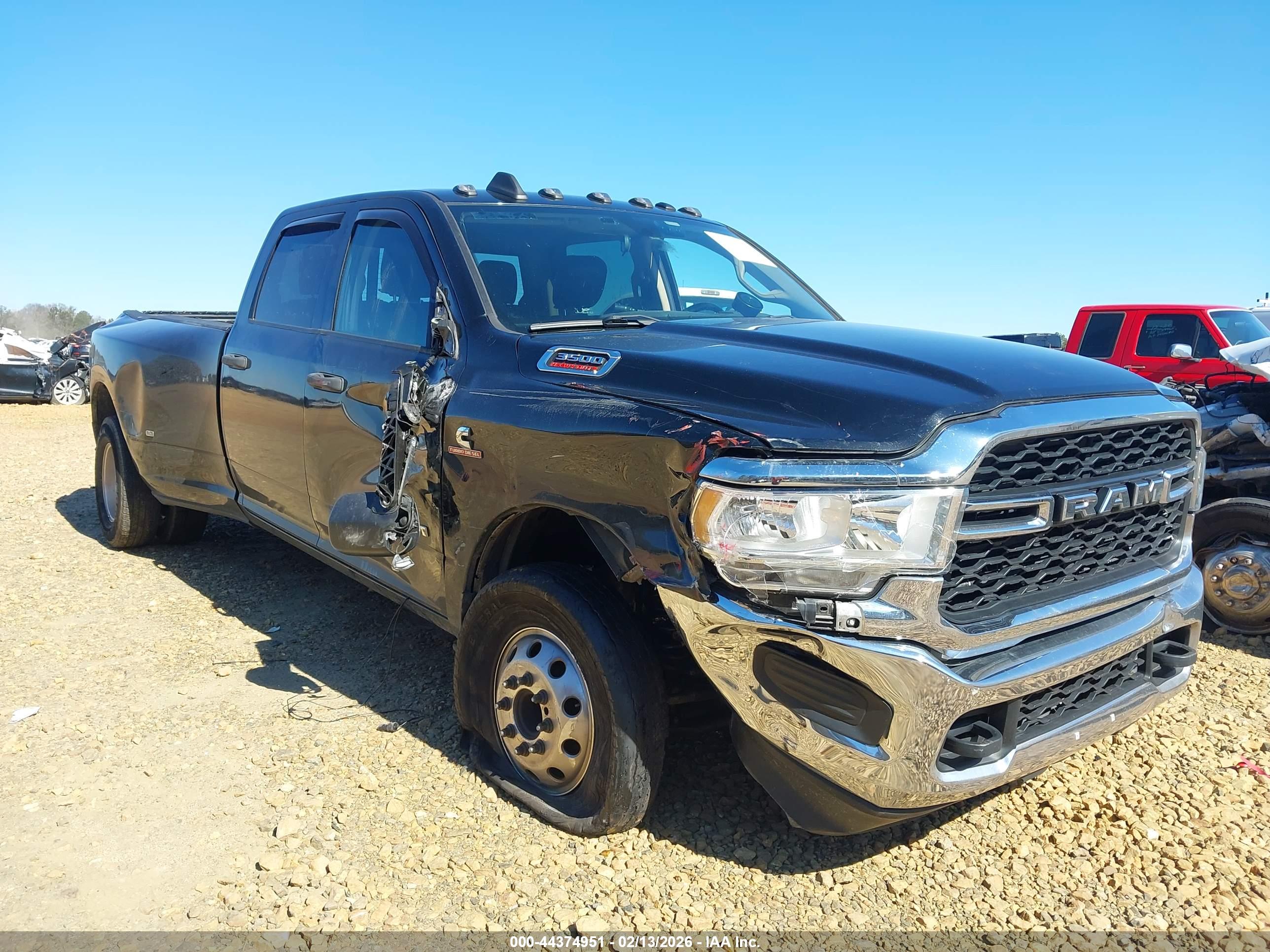 RAM 3500 image 6