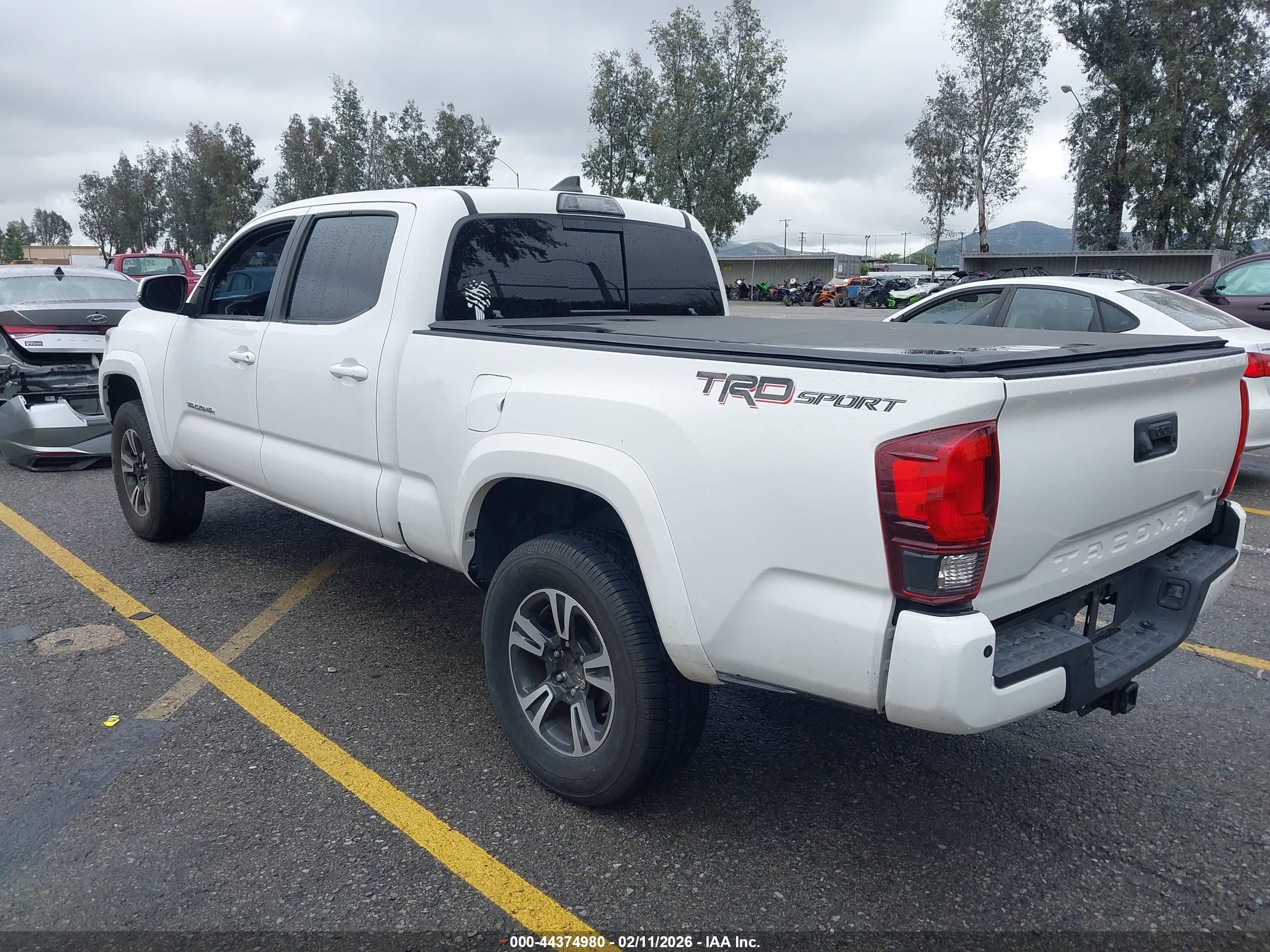 TOYOTA TACOMA image 3