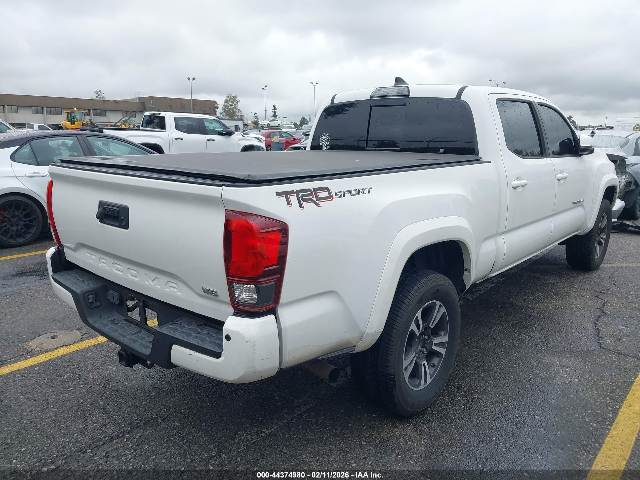 TOYOTA TACOMA image 4