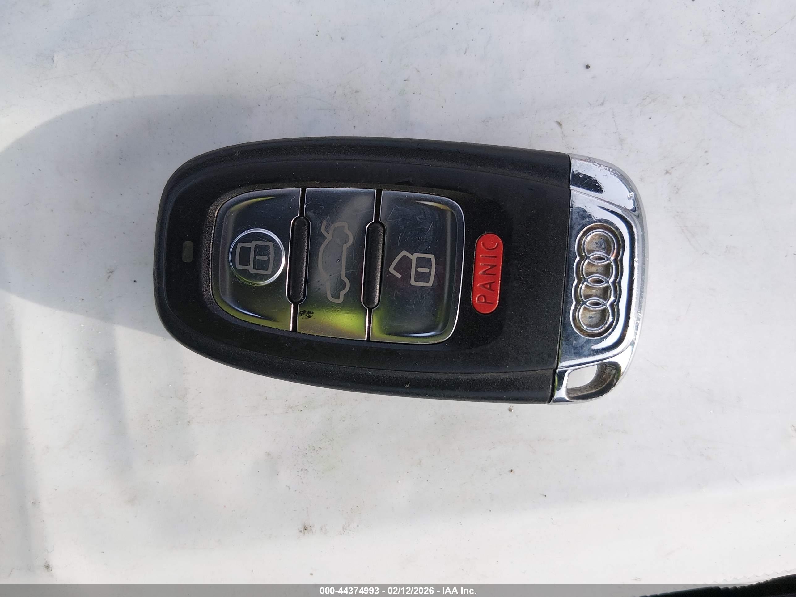 AUDI A4 image 11