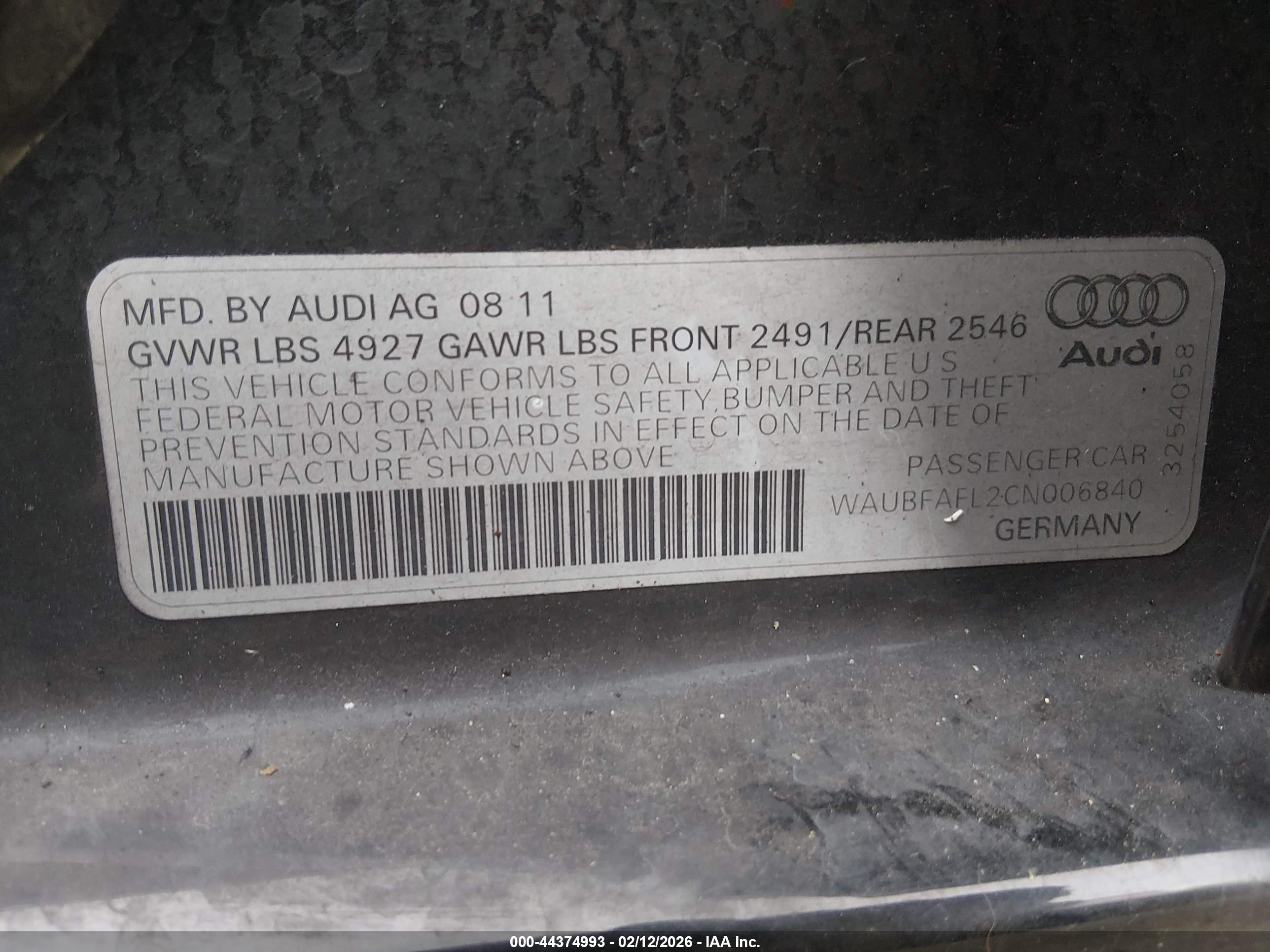 AUDI A4 image 9