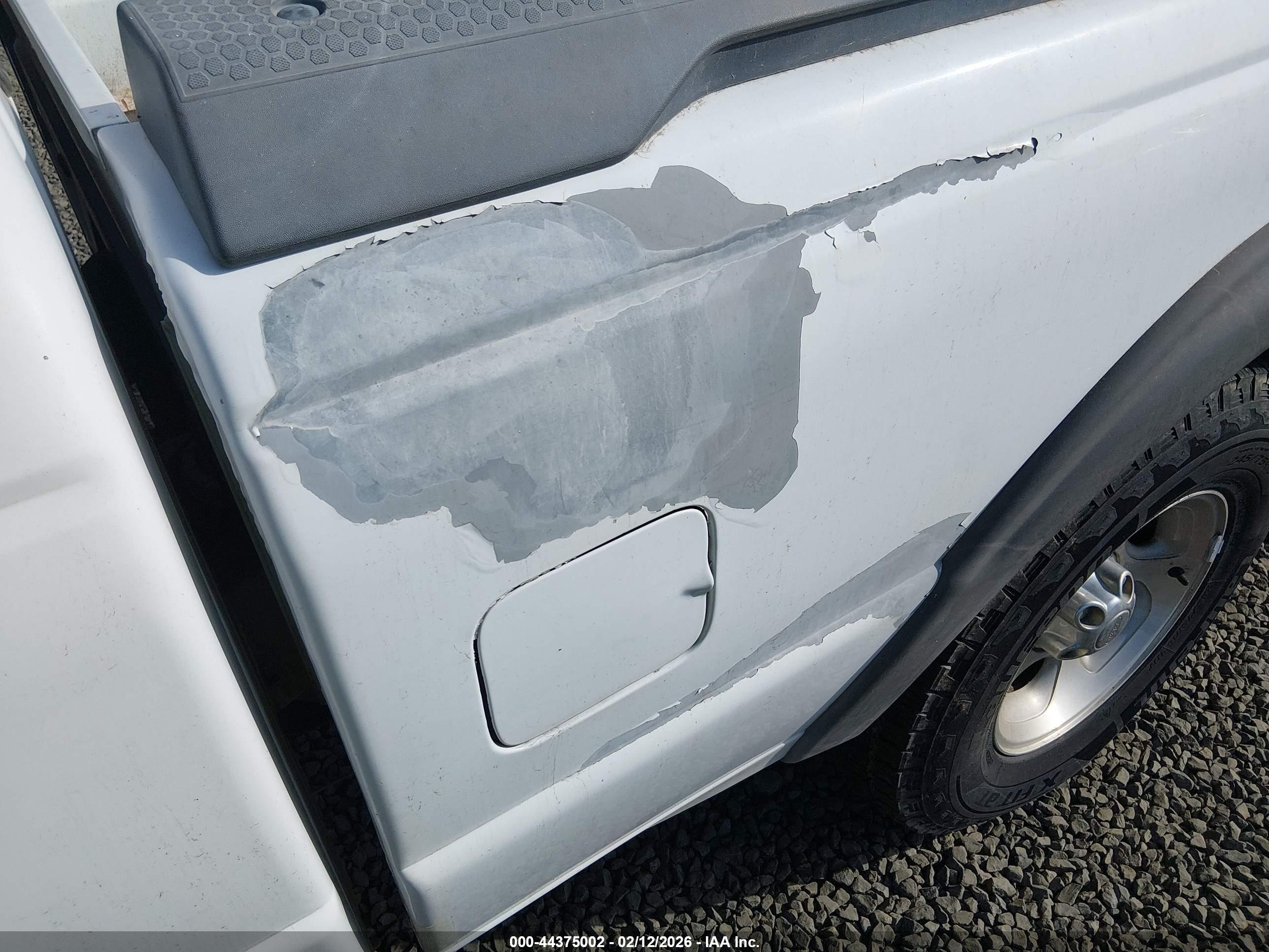 FORD RANGER image 6