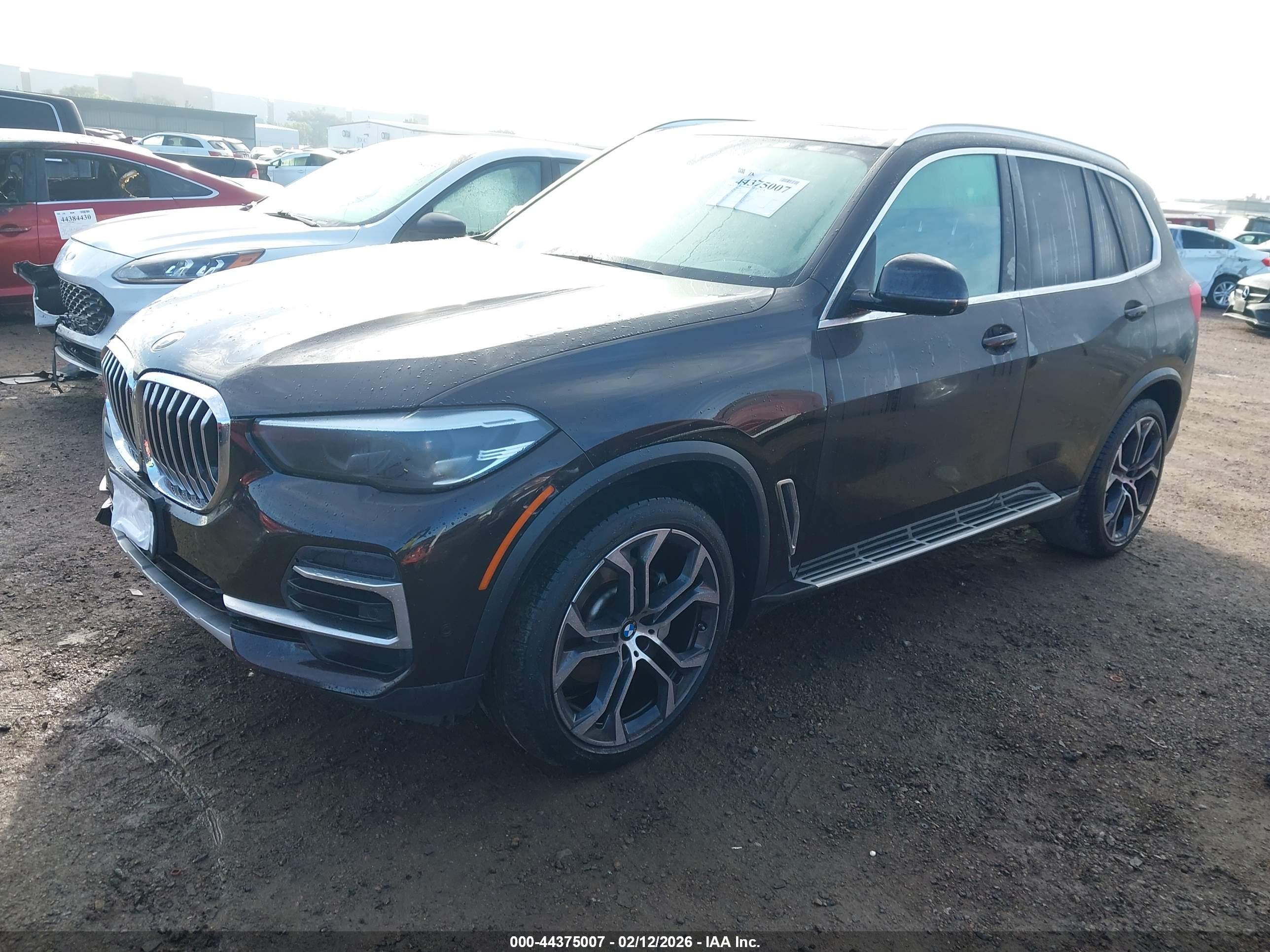 BMW X5 image 2