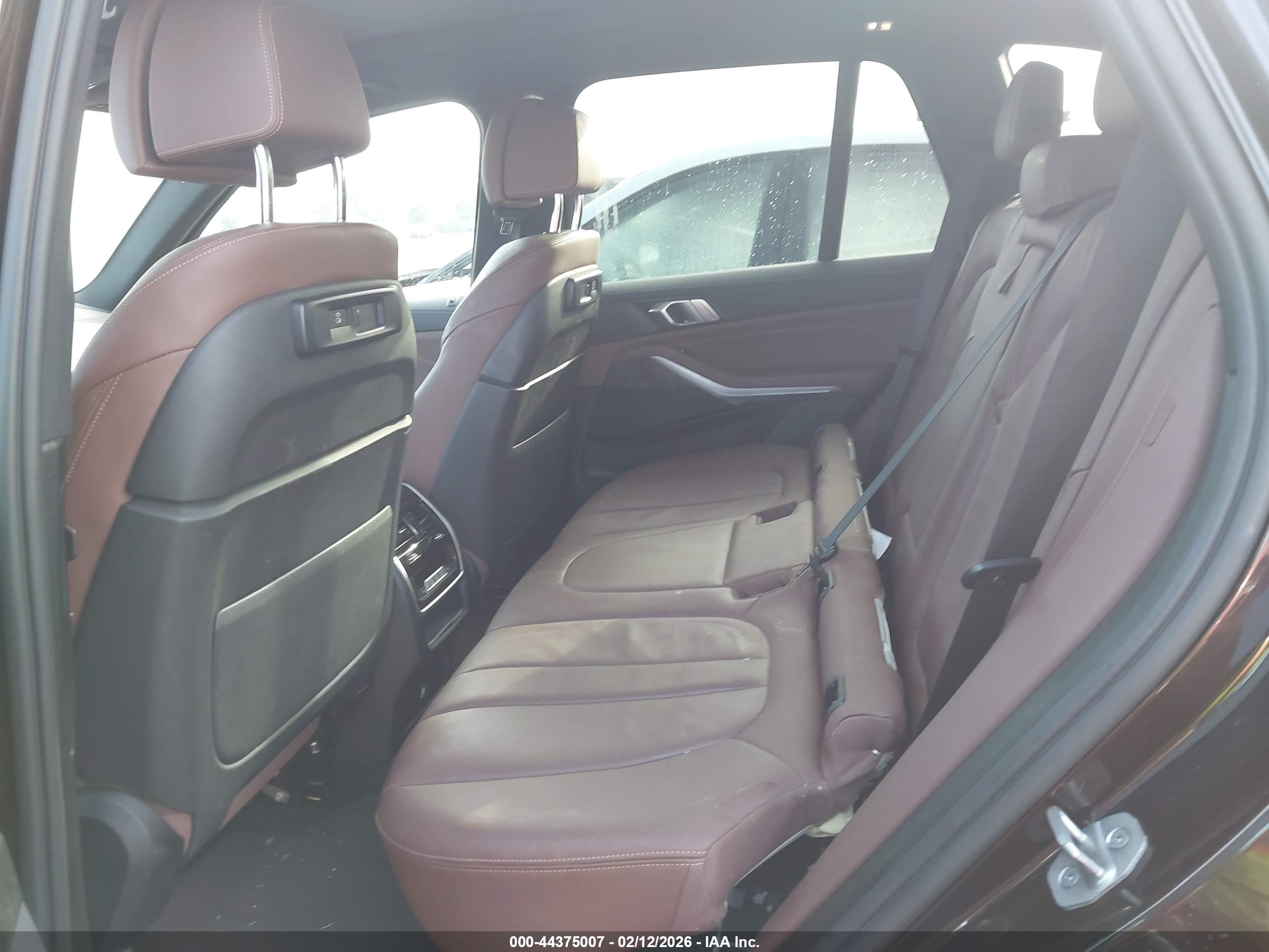 BMW X5 image 8
