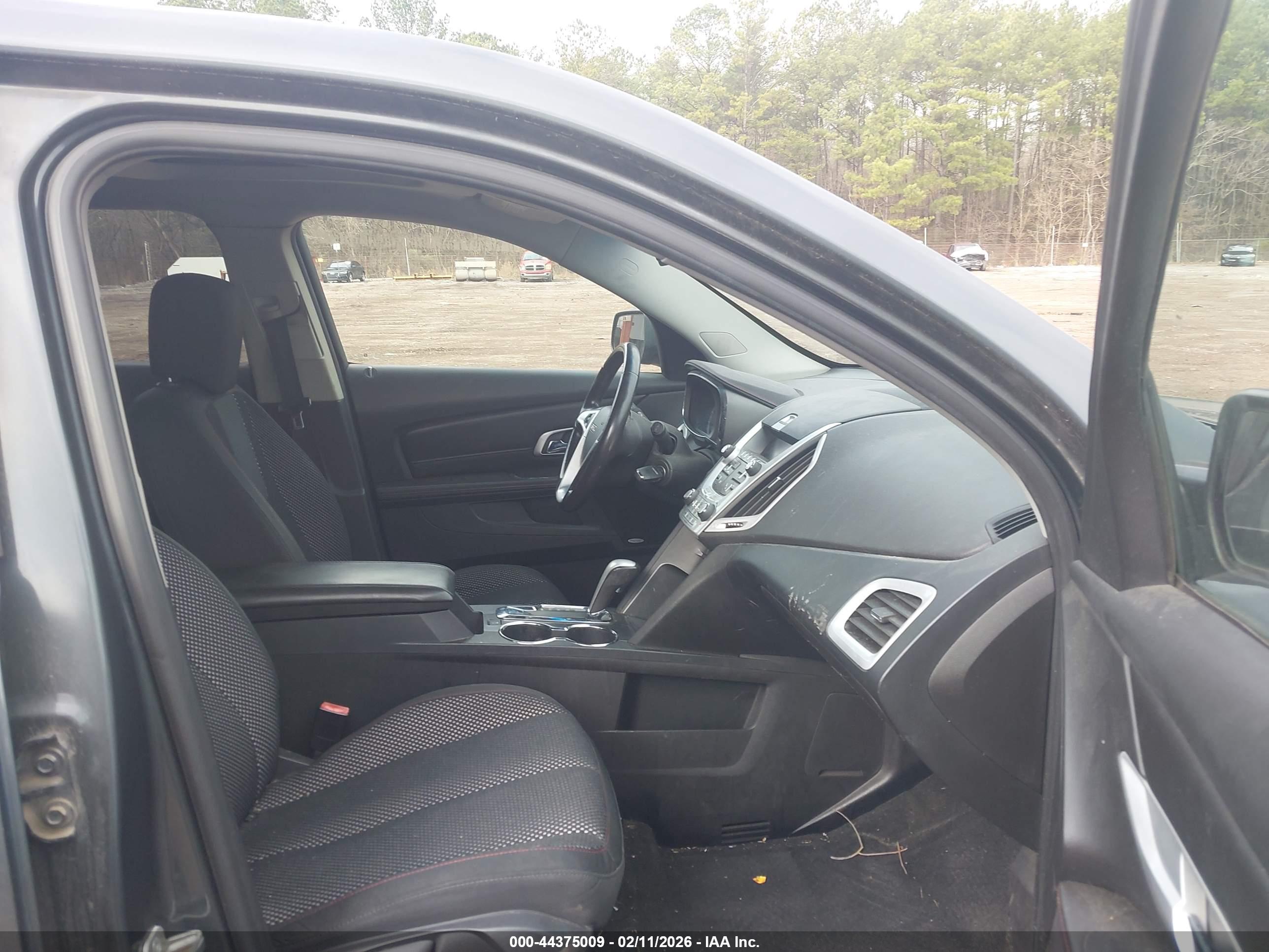 GMC TERRAIN image 5