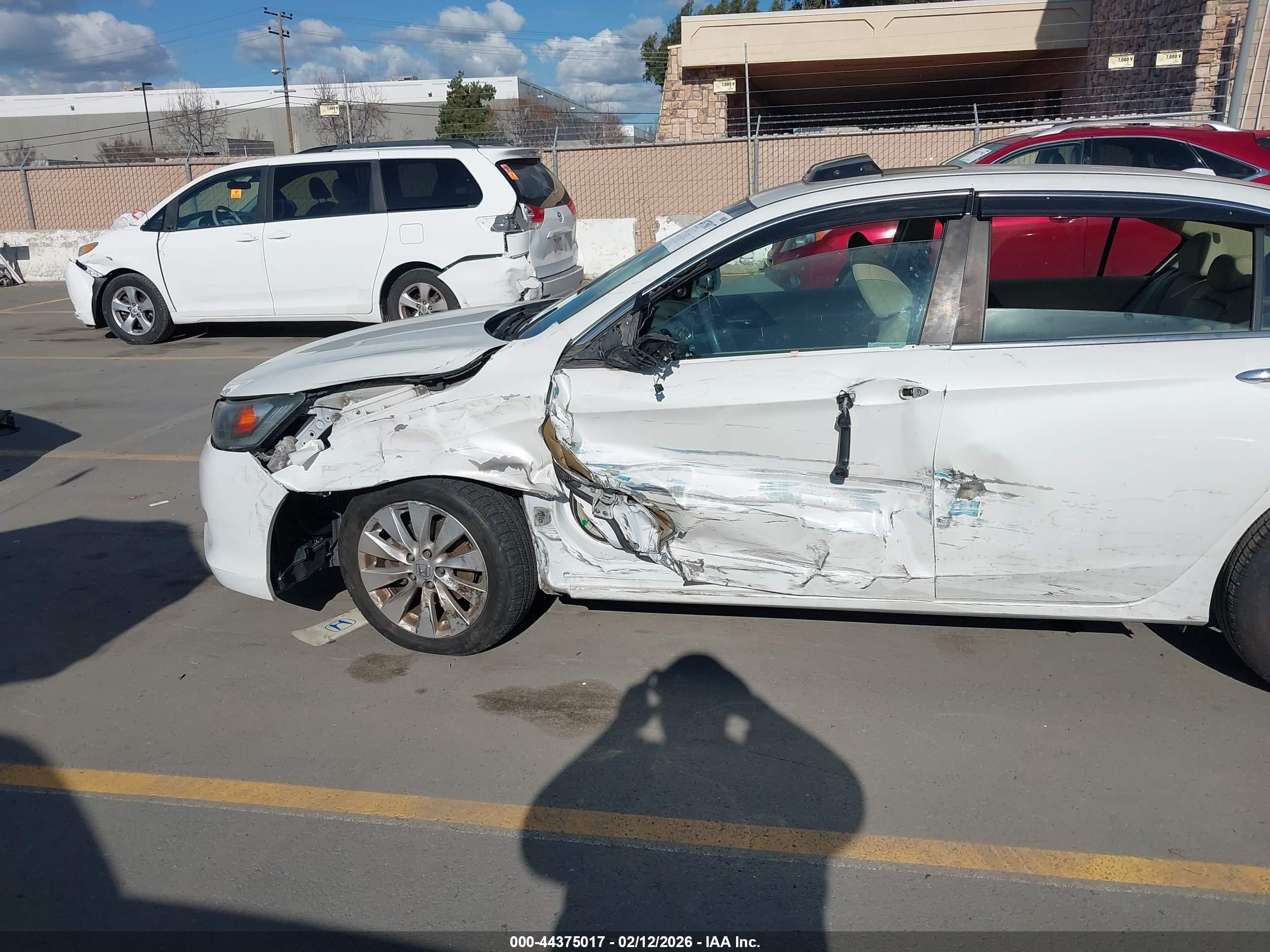 HONDA ACCORD image 6