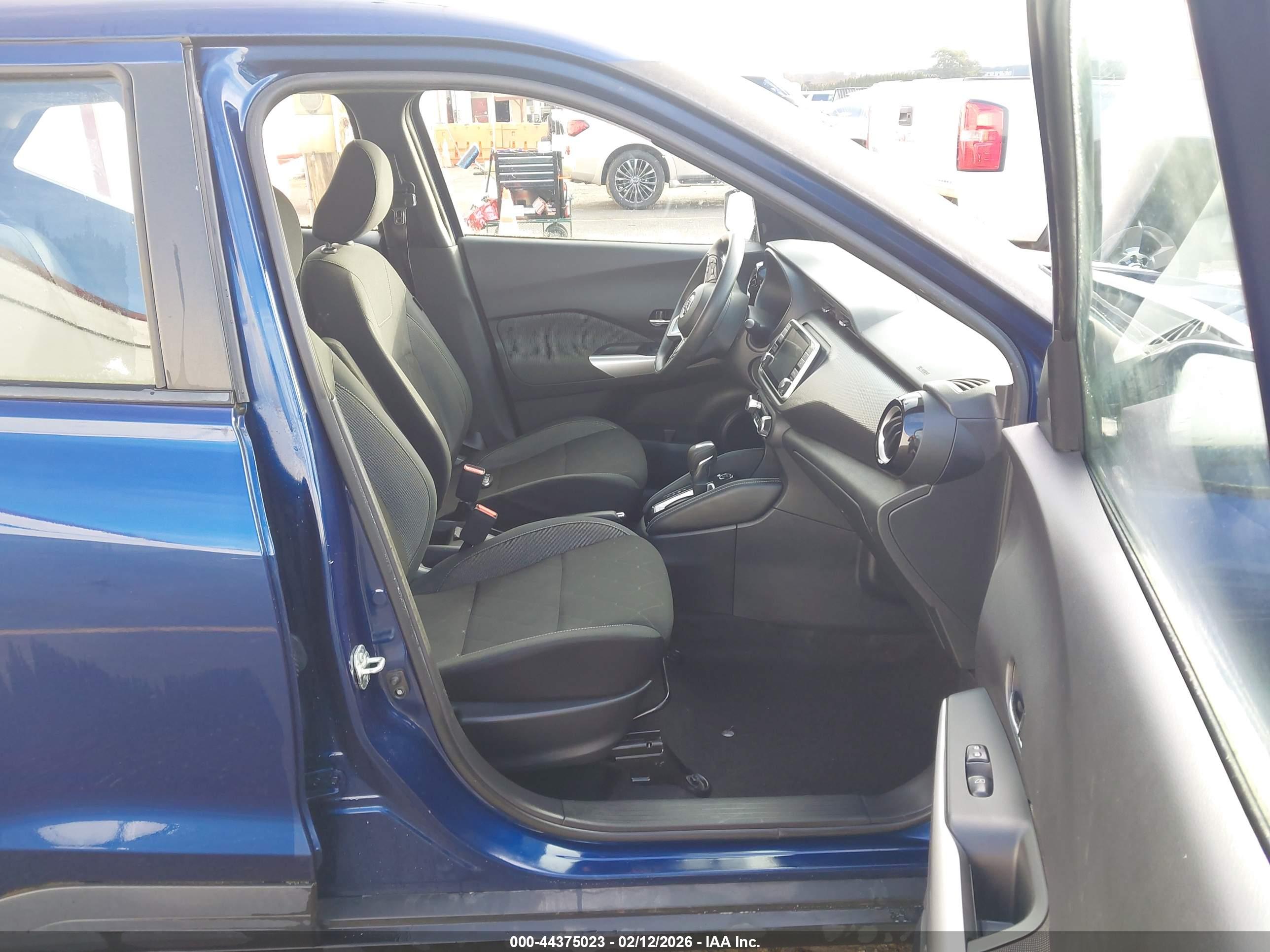 NISSAN KICKS image 5
