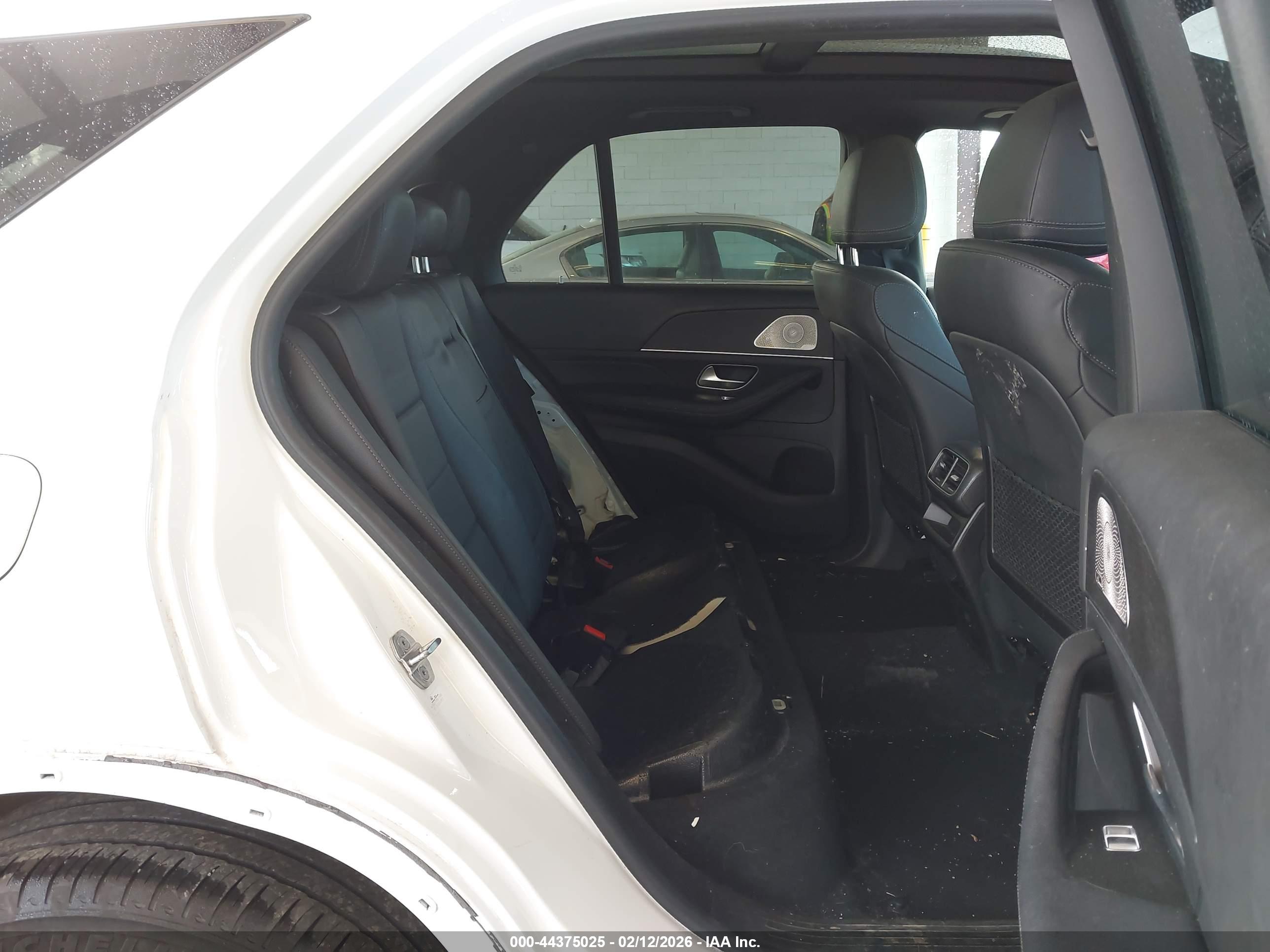 MERCEDES-BENZ GLE image 8