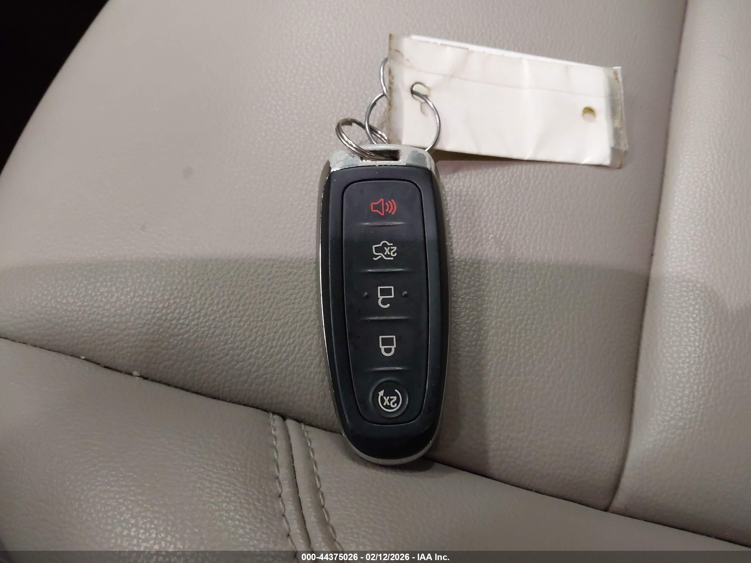 FORD ESCAPE image 11