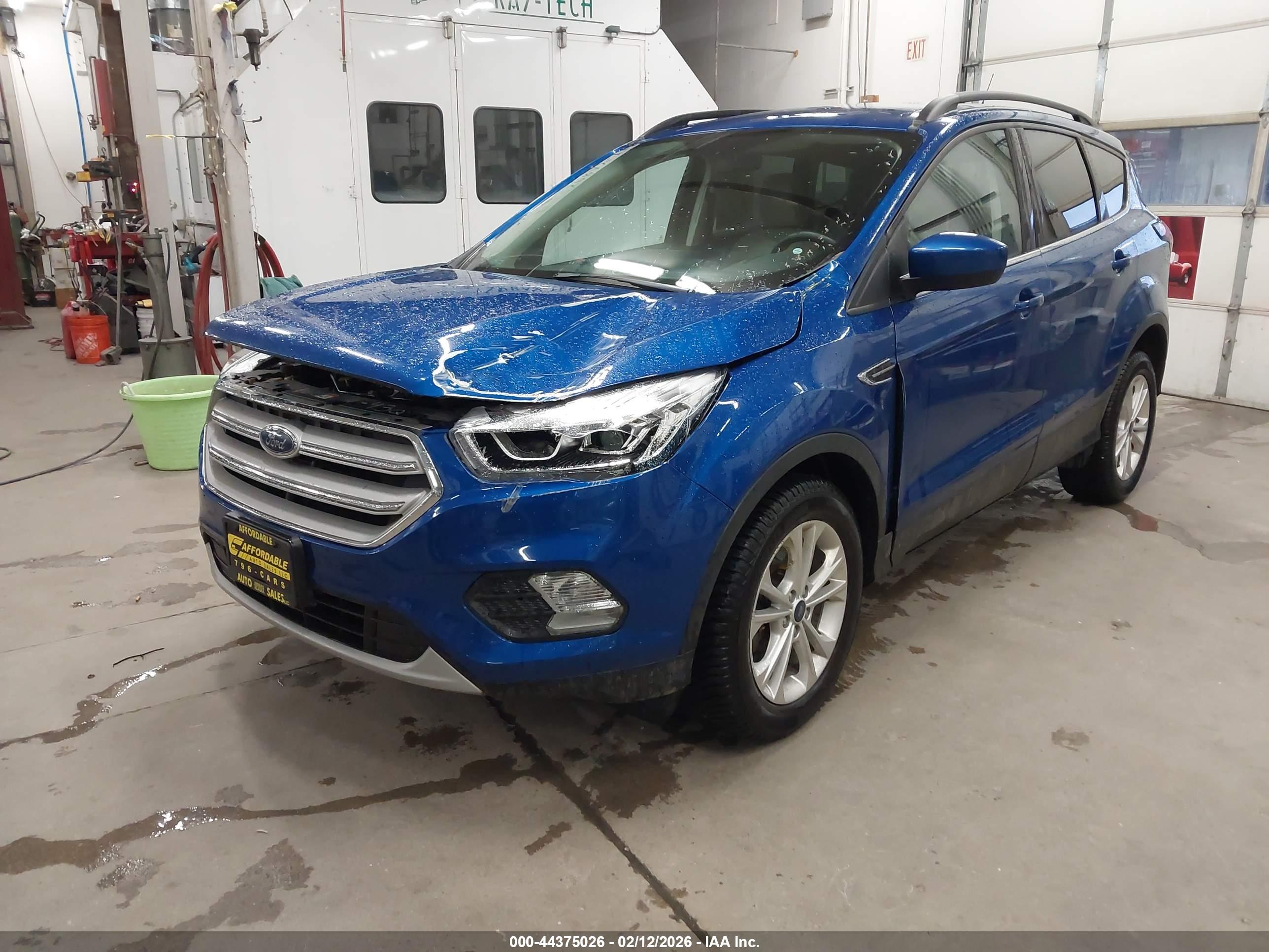 FORD ESCAPE image 2