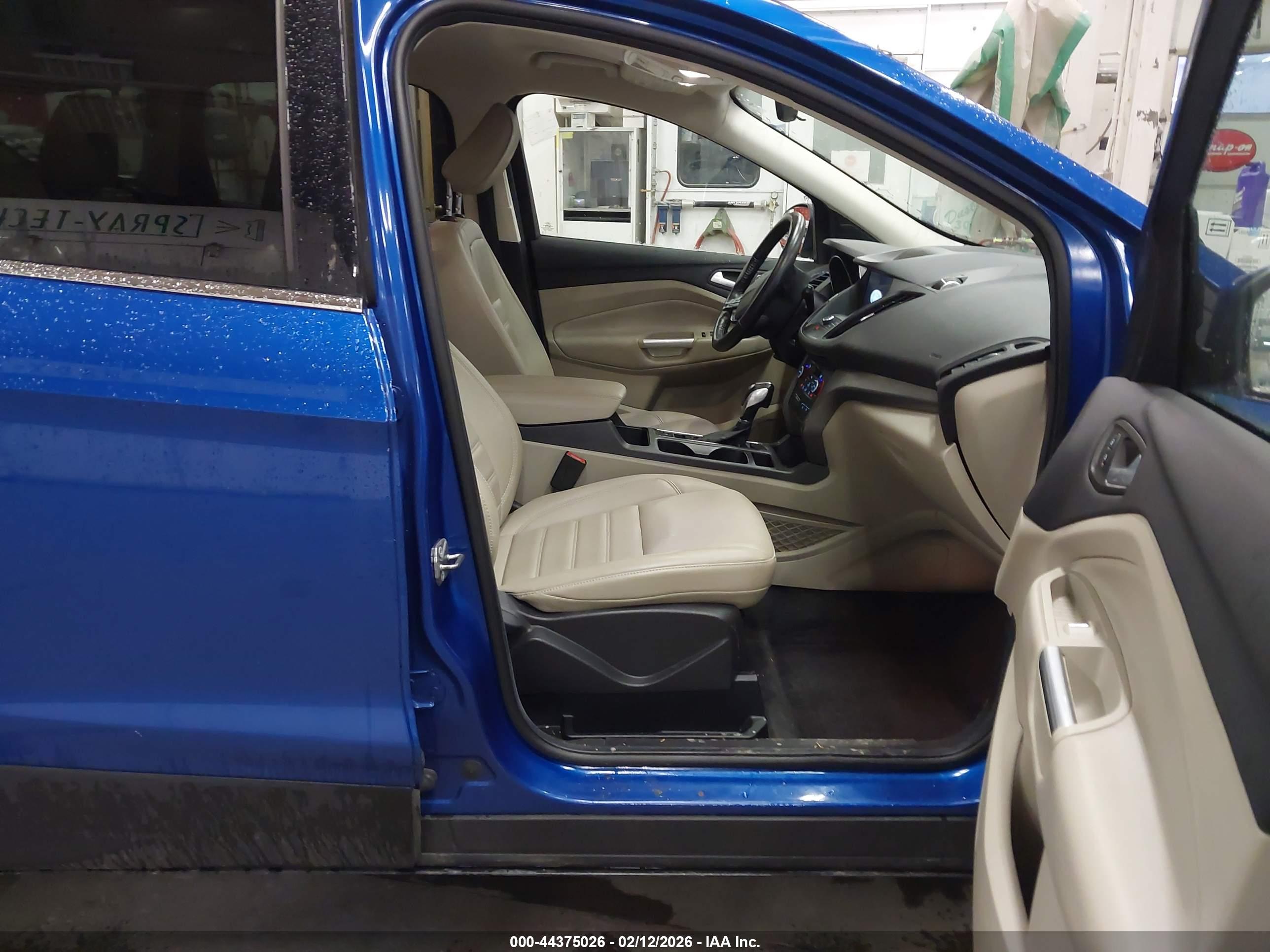 FORD ESCAPE image 5