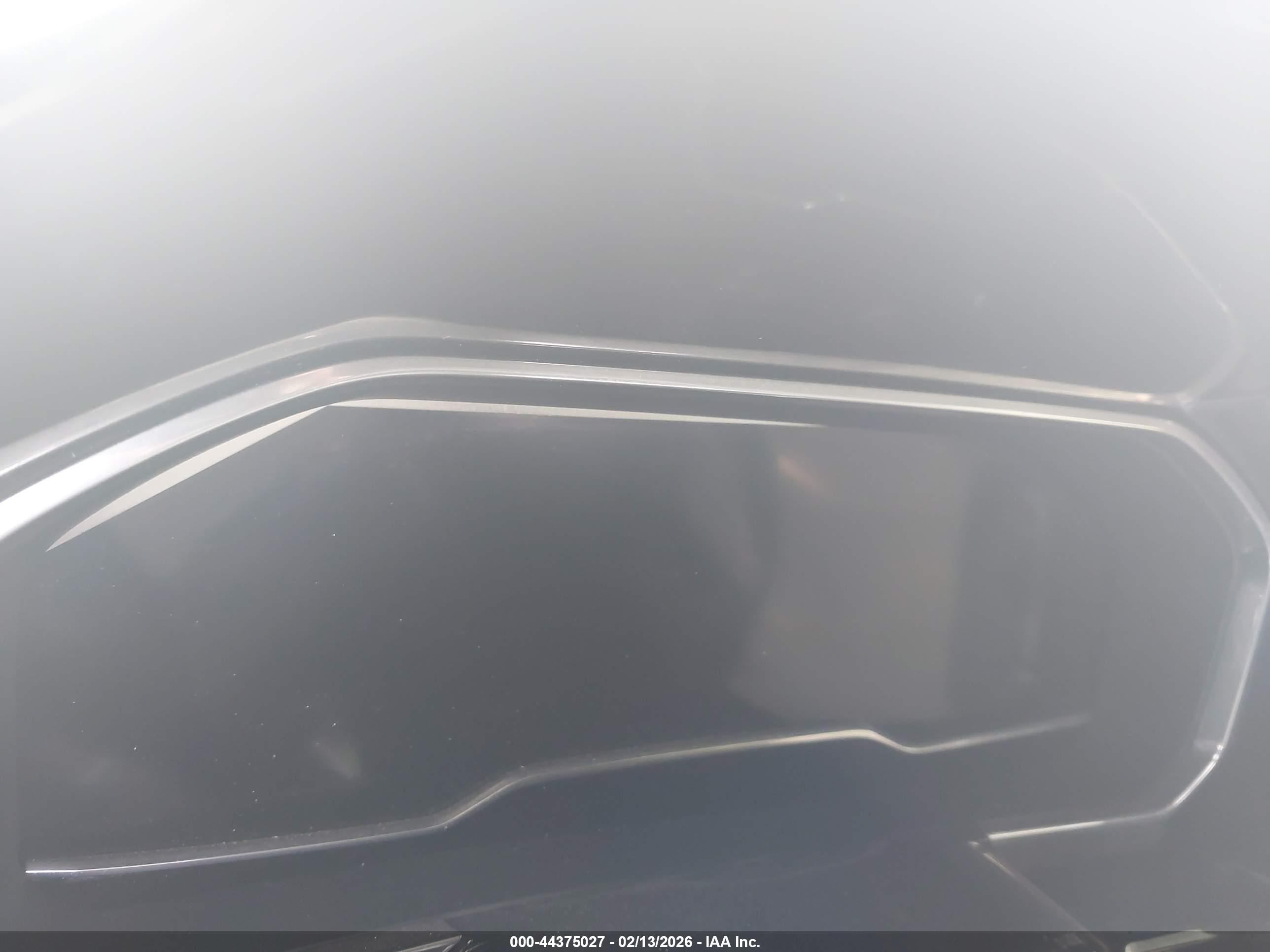 CHEVROLET SILVERADO image 7