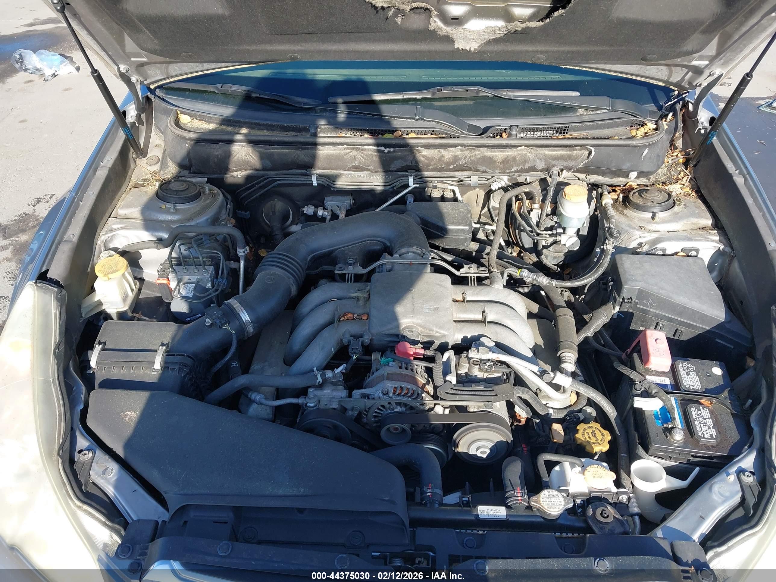 SUBARU OUTBACK image 10