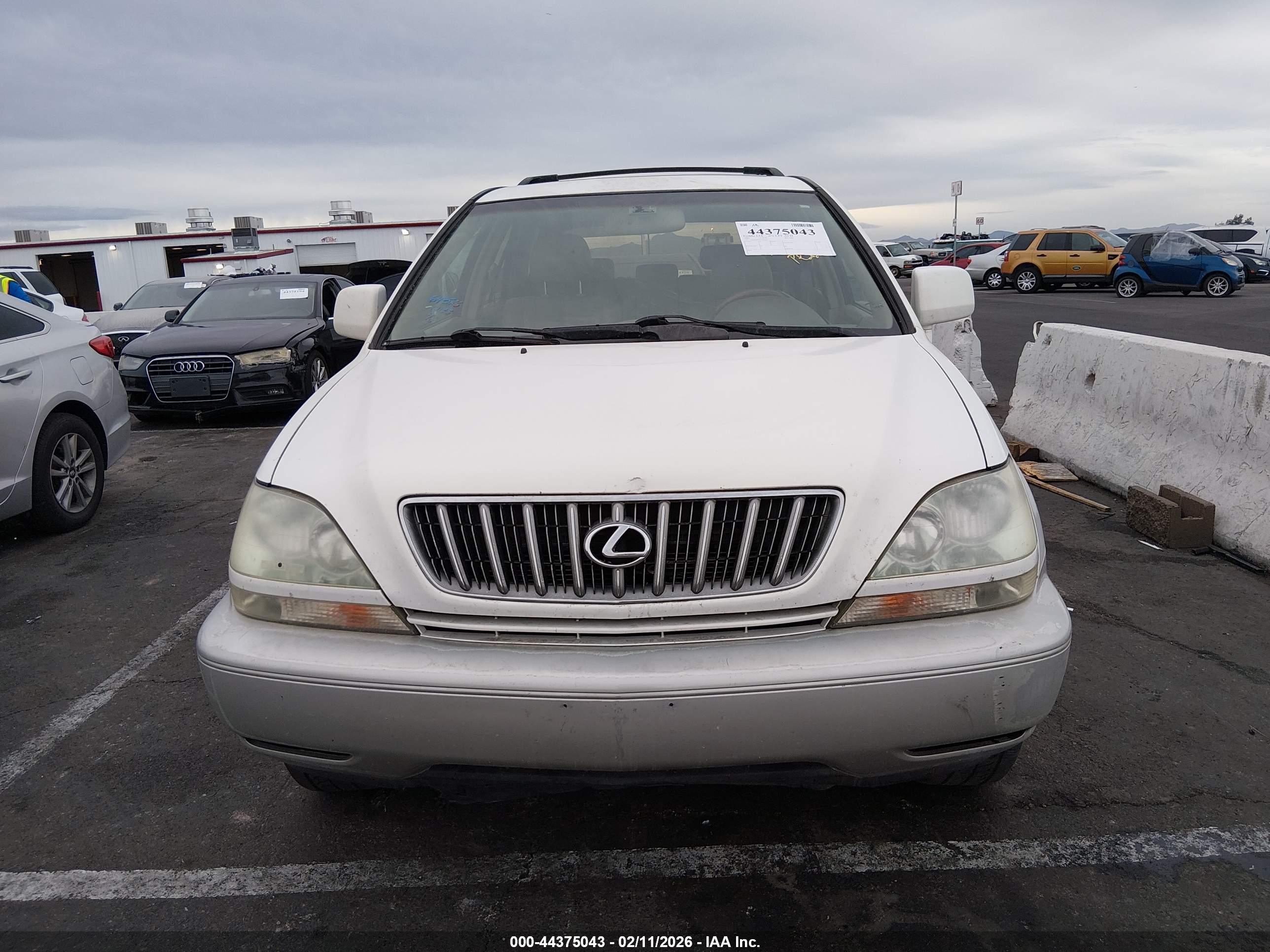LEXUS RX image 6