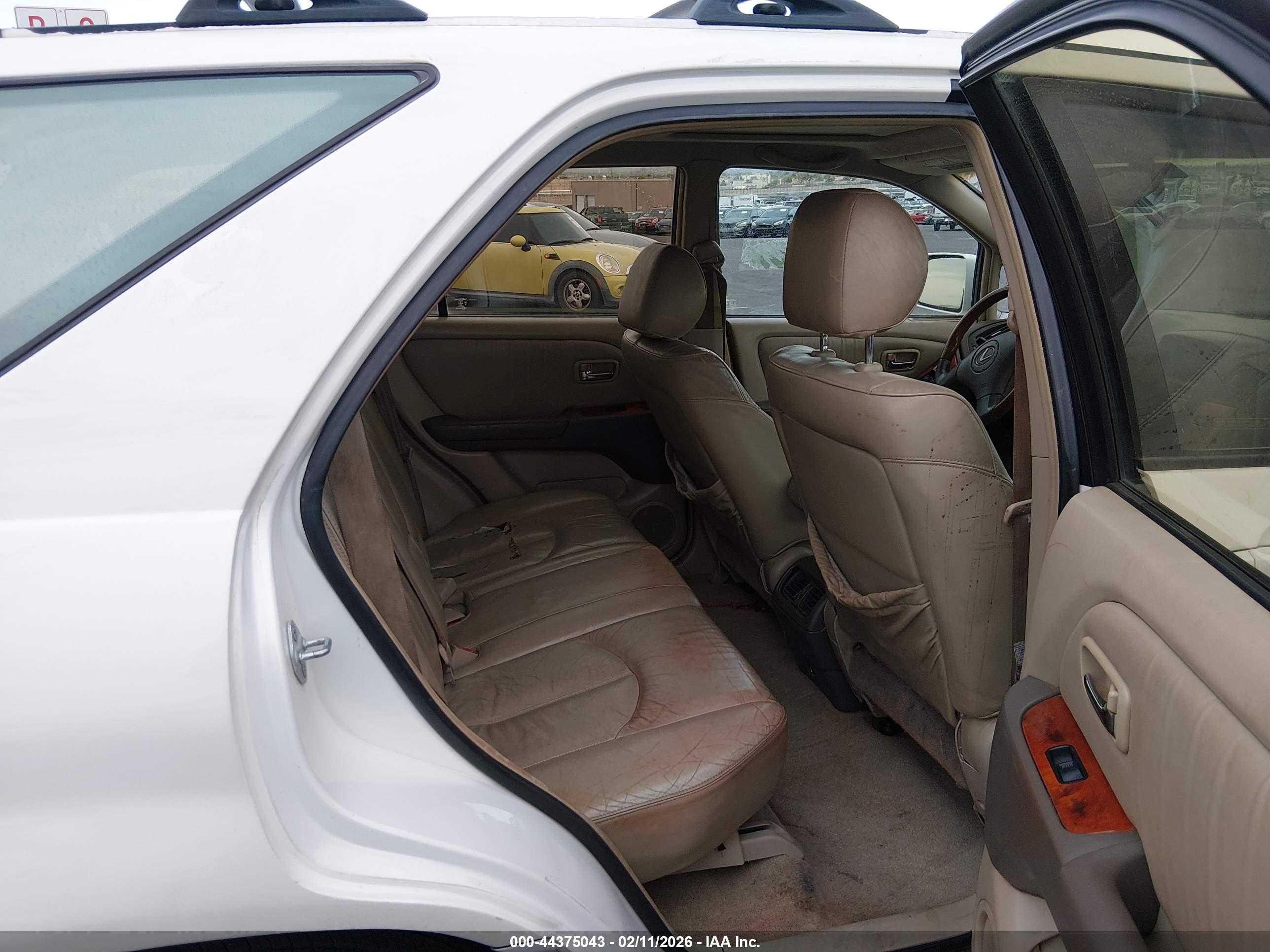 LEXUS RX image 8