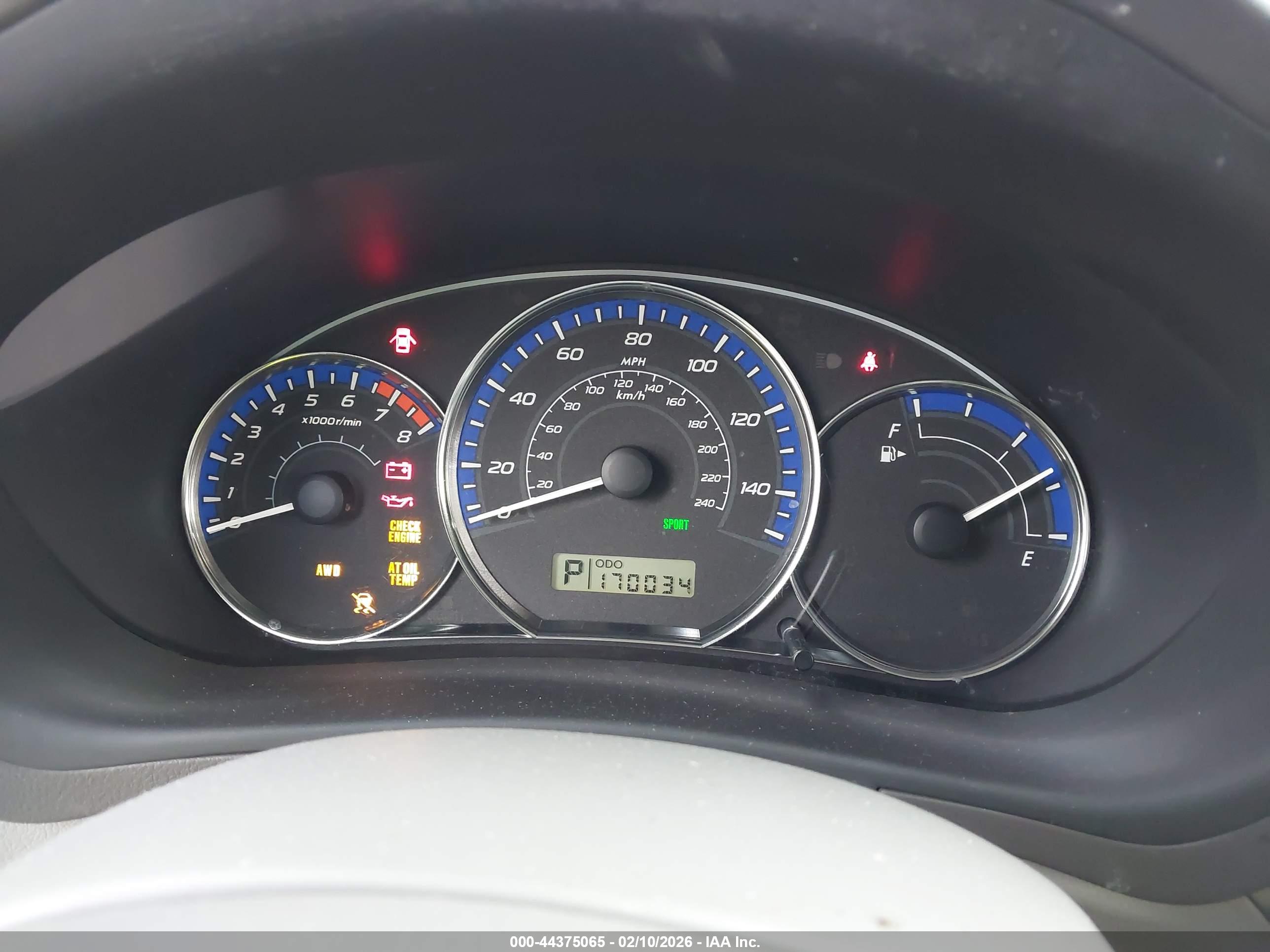 SUBARU FORESTER image 7