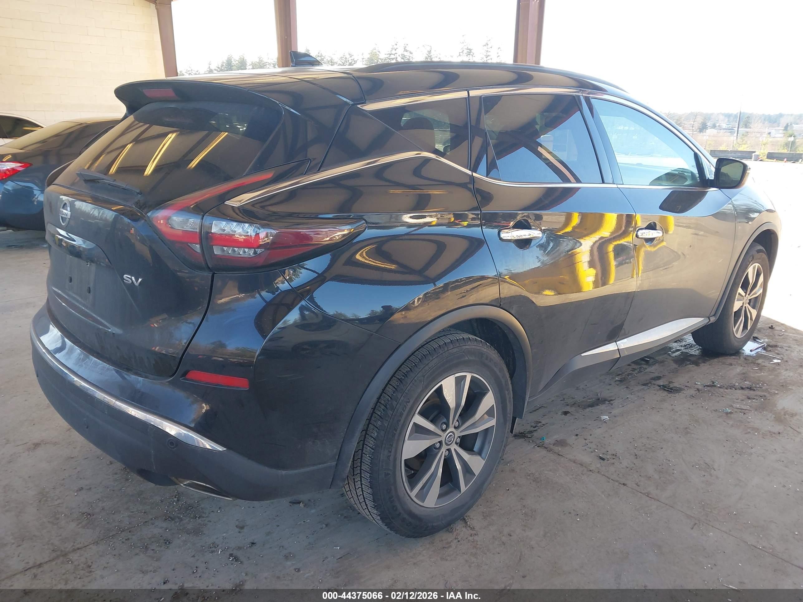 NISSAN MURANO image 4