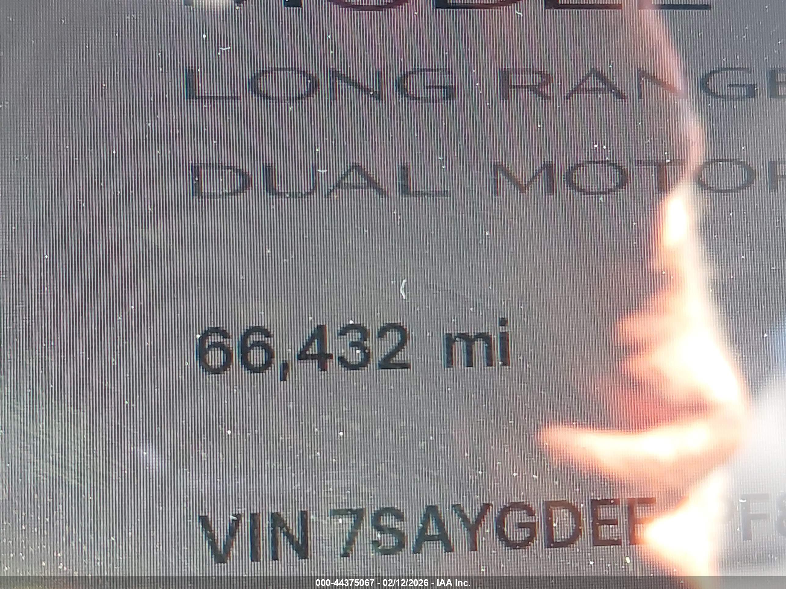 TESLA MODEL image 7