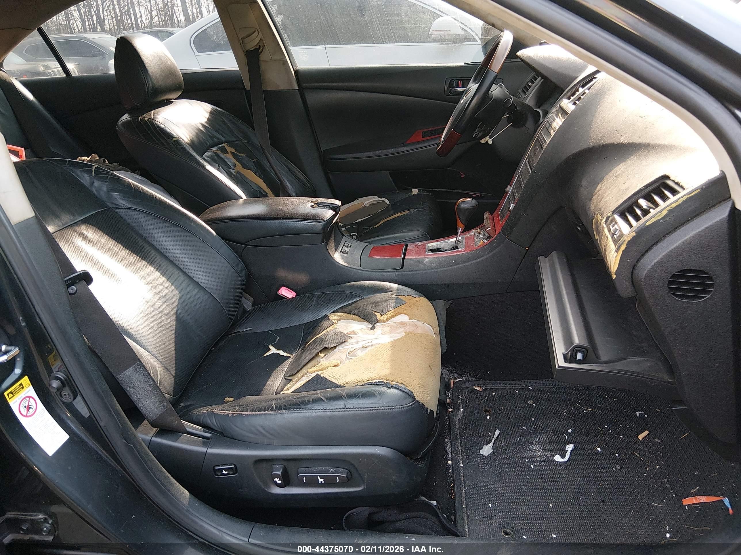LEXUS ES image 5