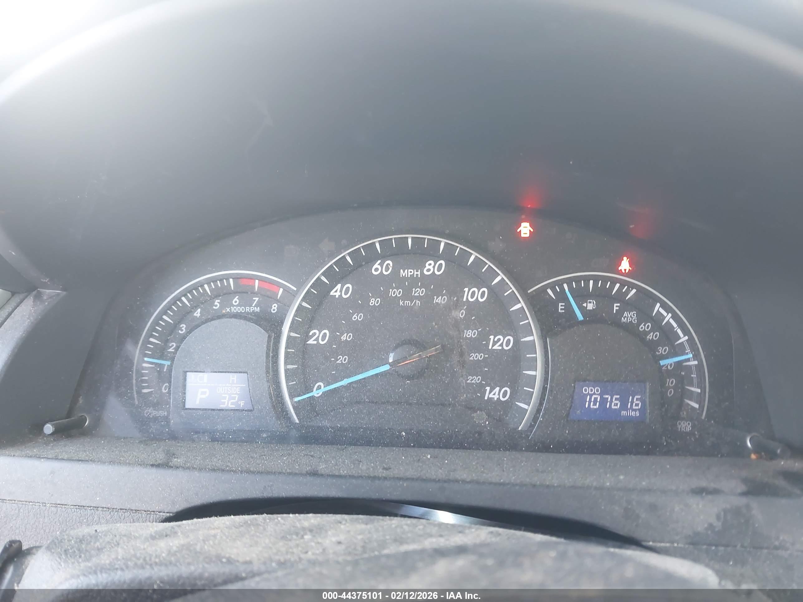 TOYOTA CAMRY image 7