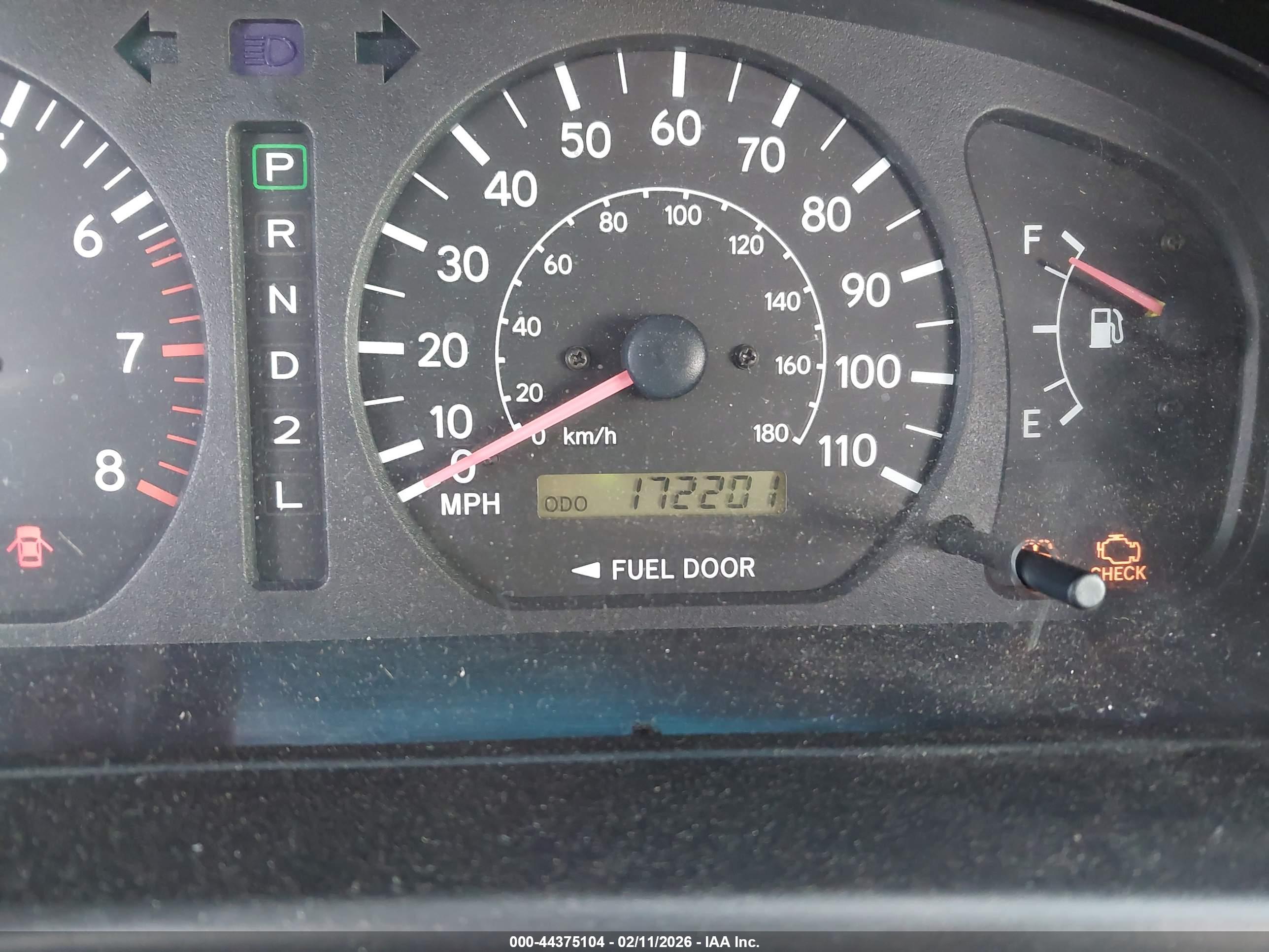 TOYOTA SIENNA image 7