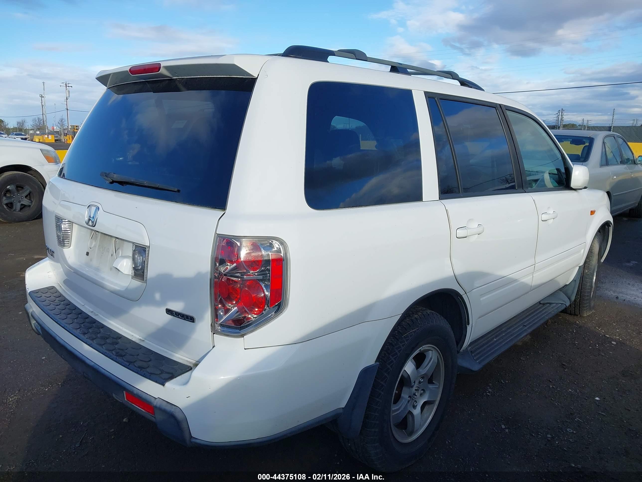 HONDA PILOT image 4