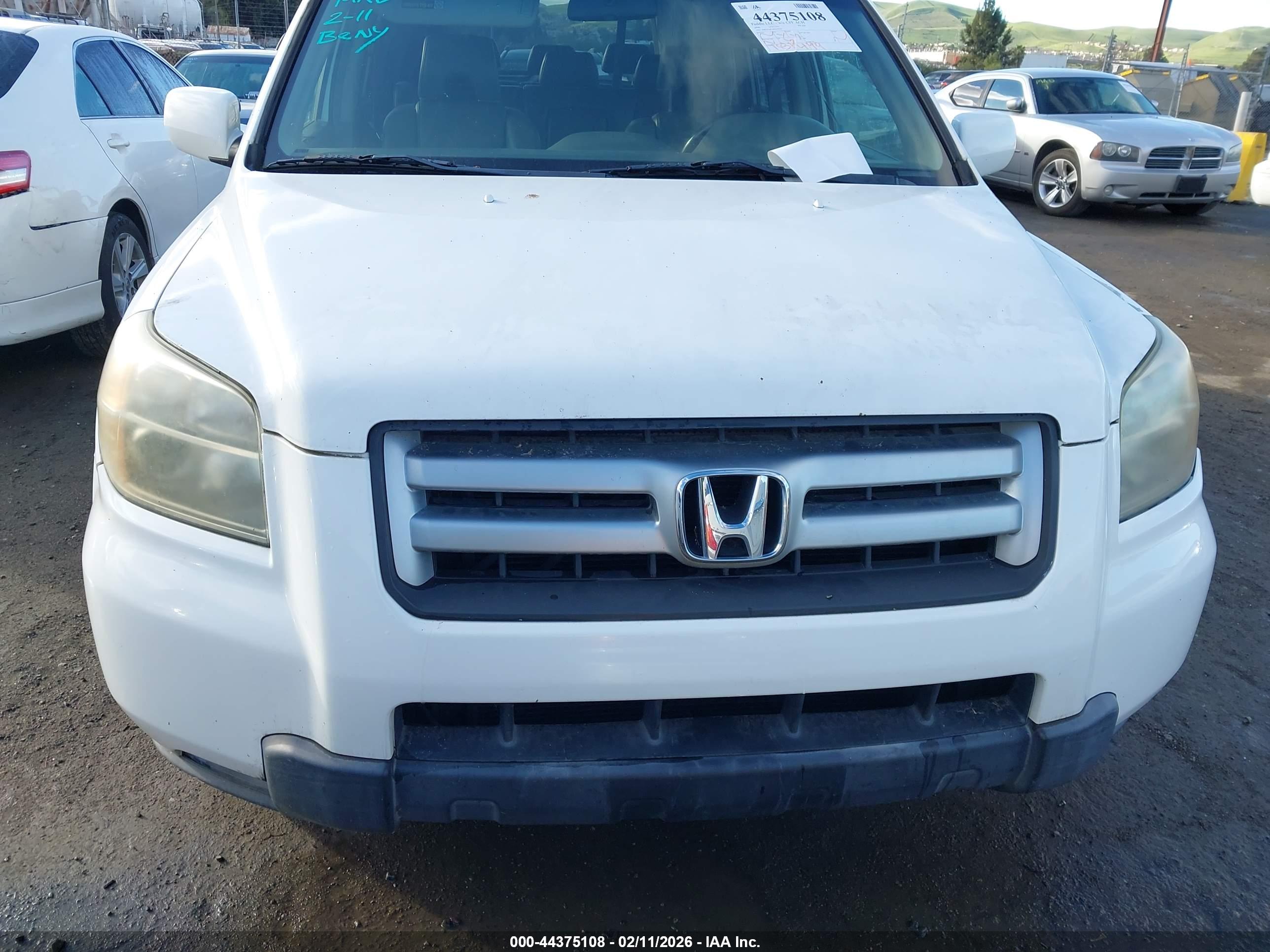 HONDA PILOT image 6